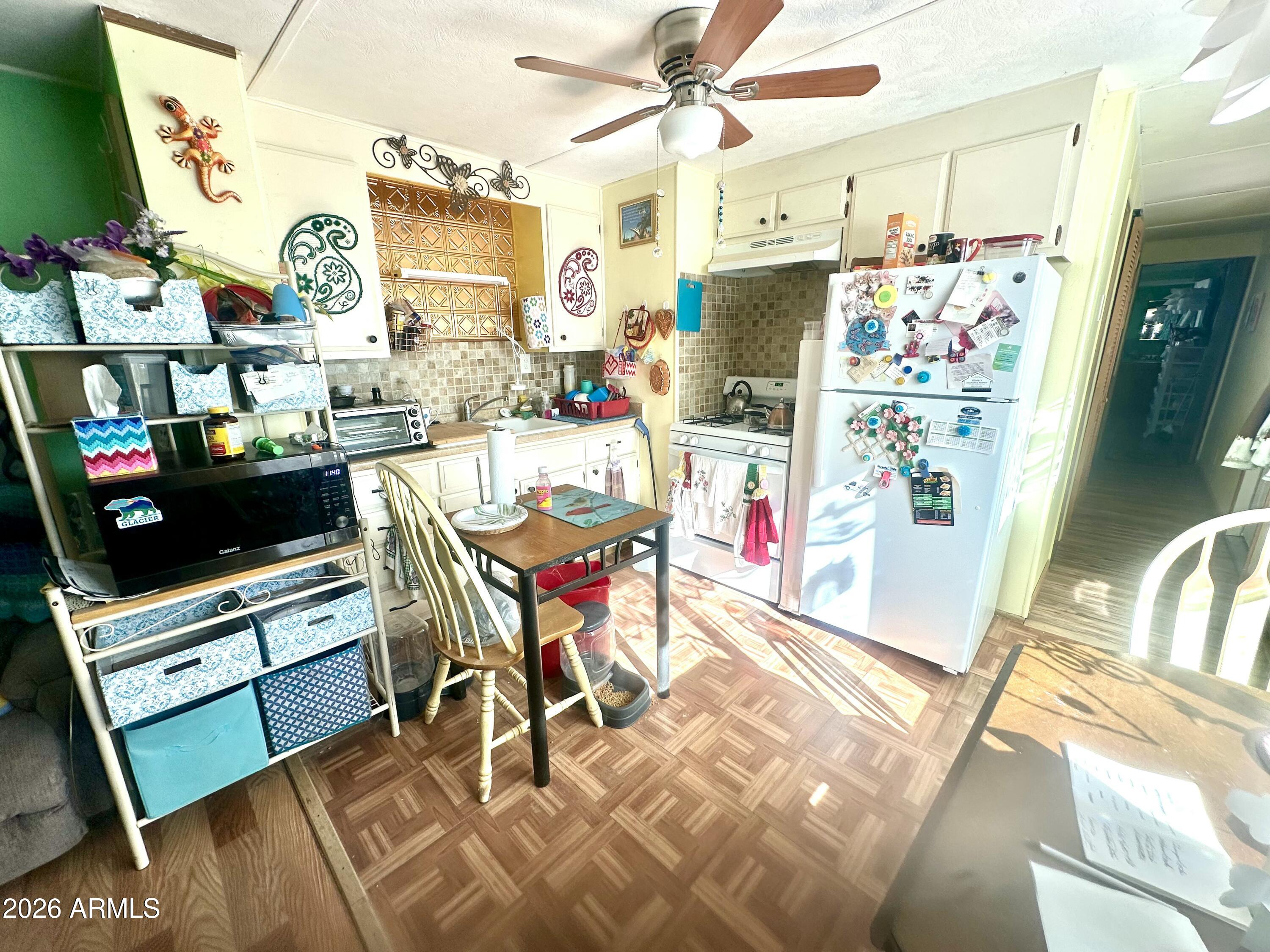 SPRING VALLEY - Residential
