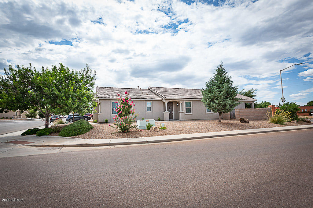 SUMMIT HEIGHTS - Residential