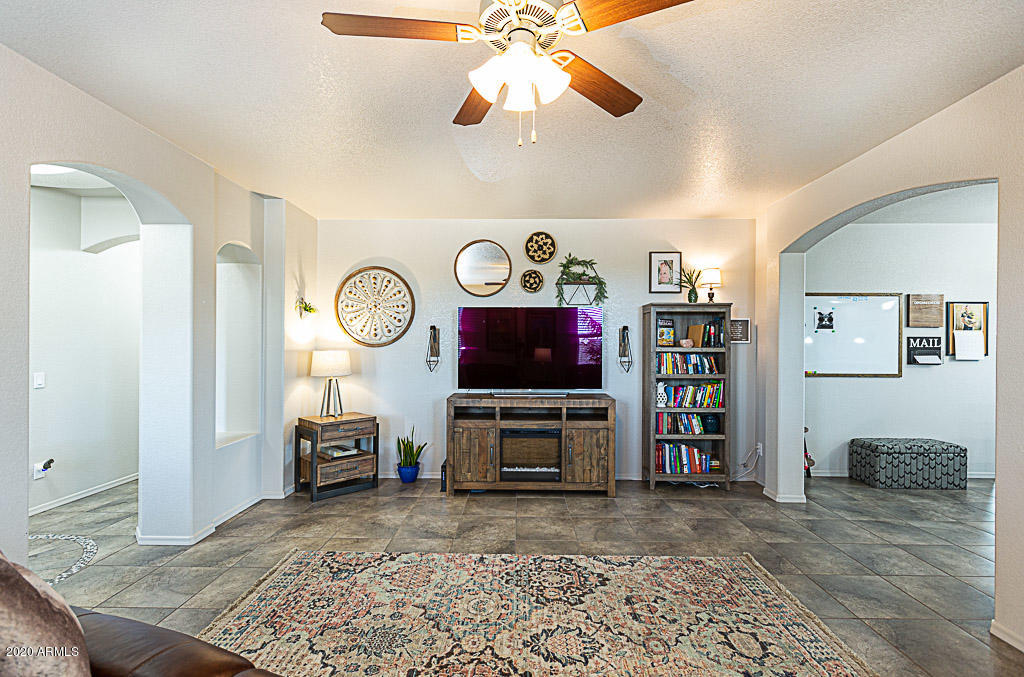 SUMMIT HEIGHTS - Residential