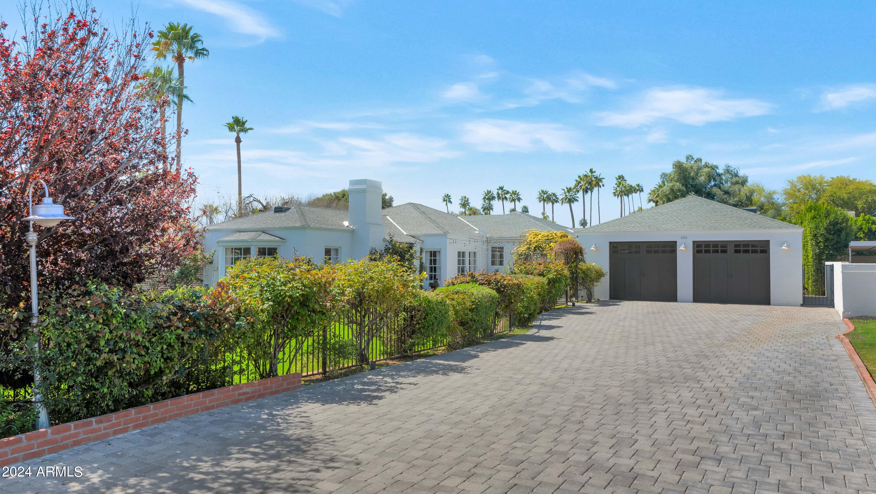COUNTRY CLUB MANOR LOT 41-45 - Residential
