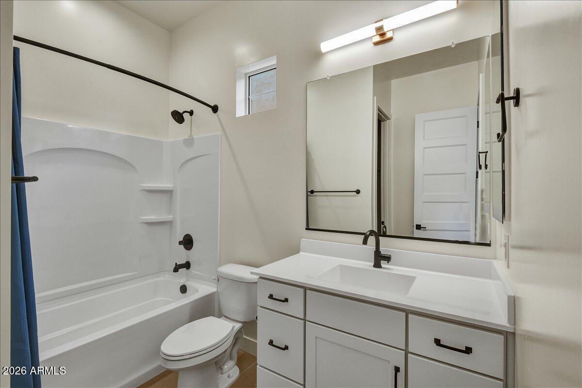 SAGUARO TRAILS - Residential