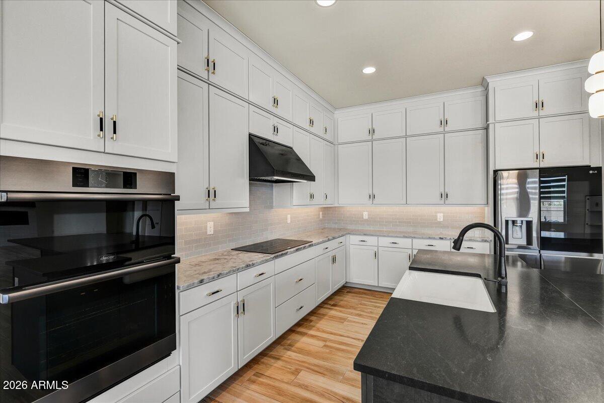 SAGUARO TRAILS - Residential