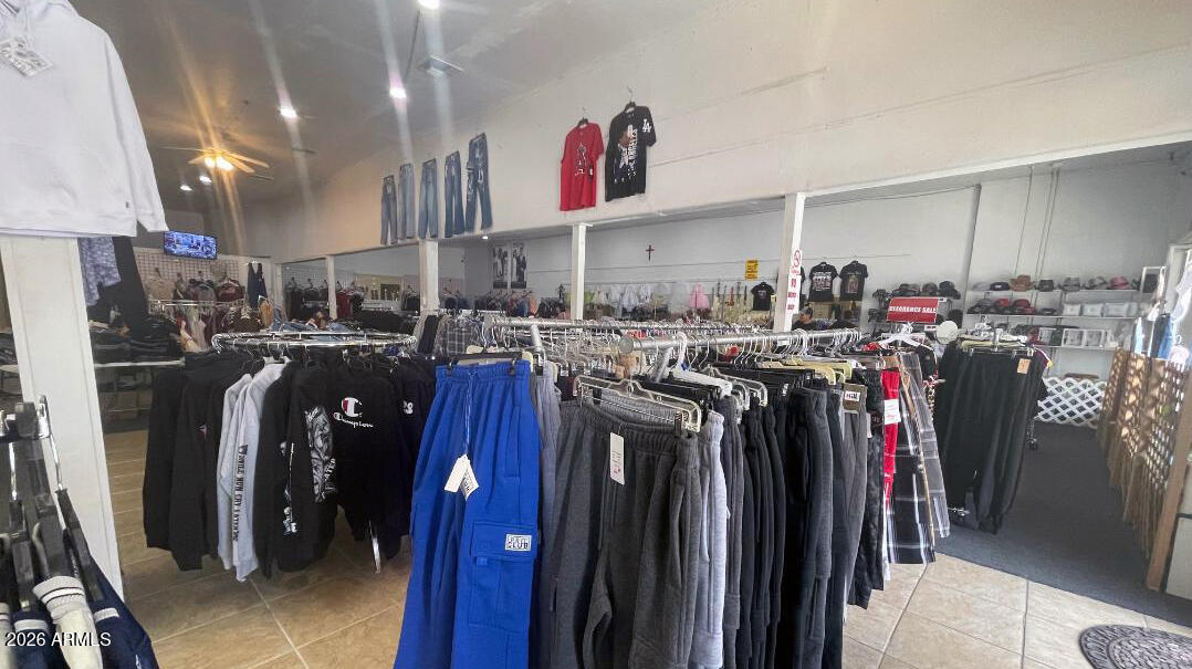 GLOBE TOWNSITE - Commercial Sale