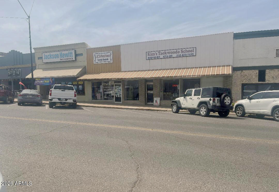 GLOBE TOWNSITE - Commercial Sale