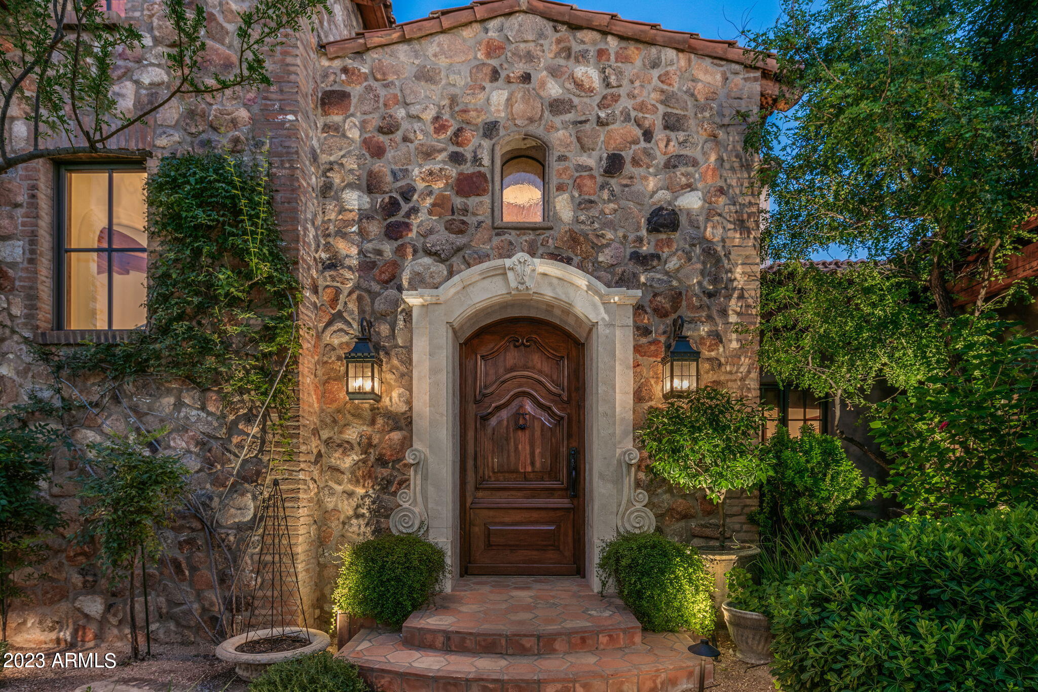 MIRABEL CLUB - Residential