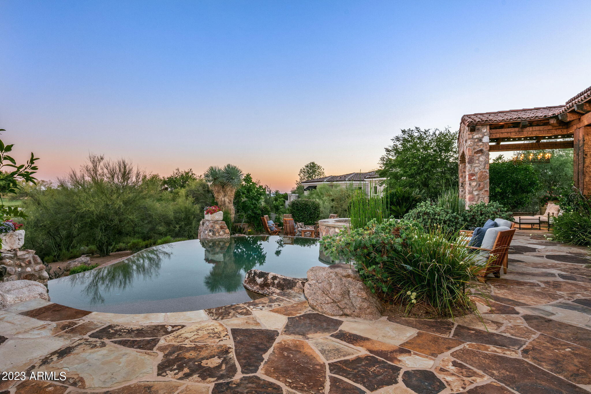 MIRABEL CLUB - Residential