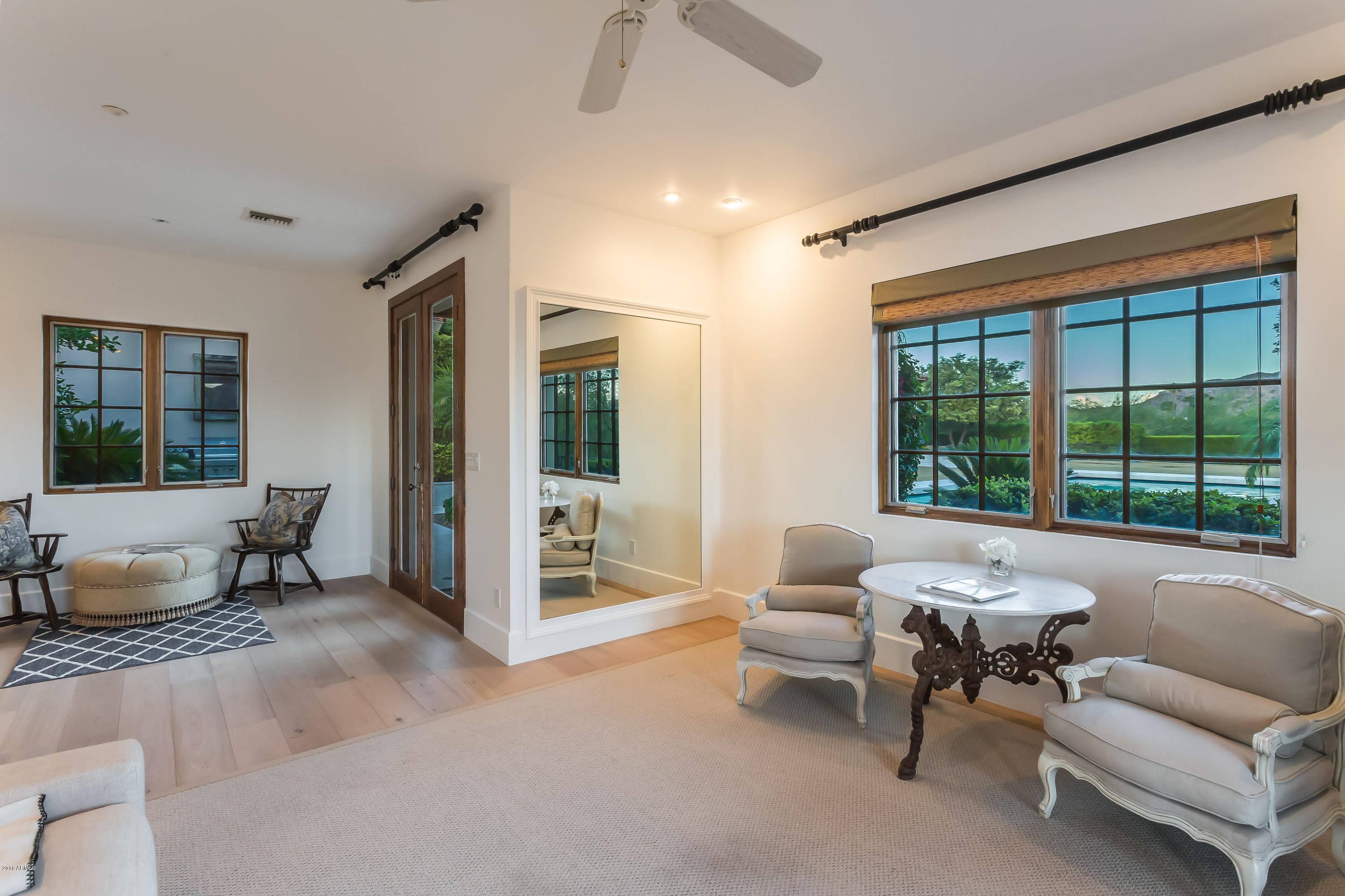 PARADISE VALLEY COUNTRY ESTATES - Residential