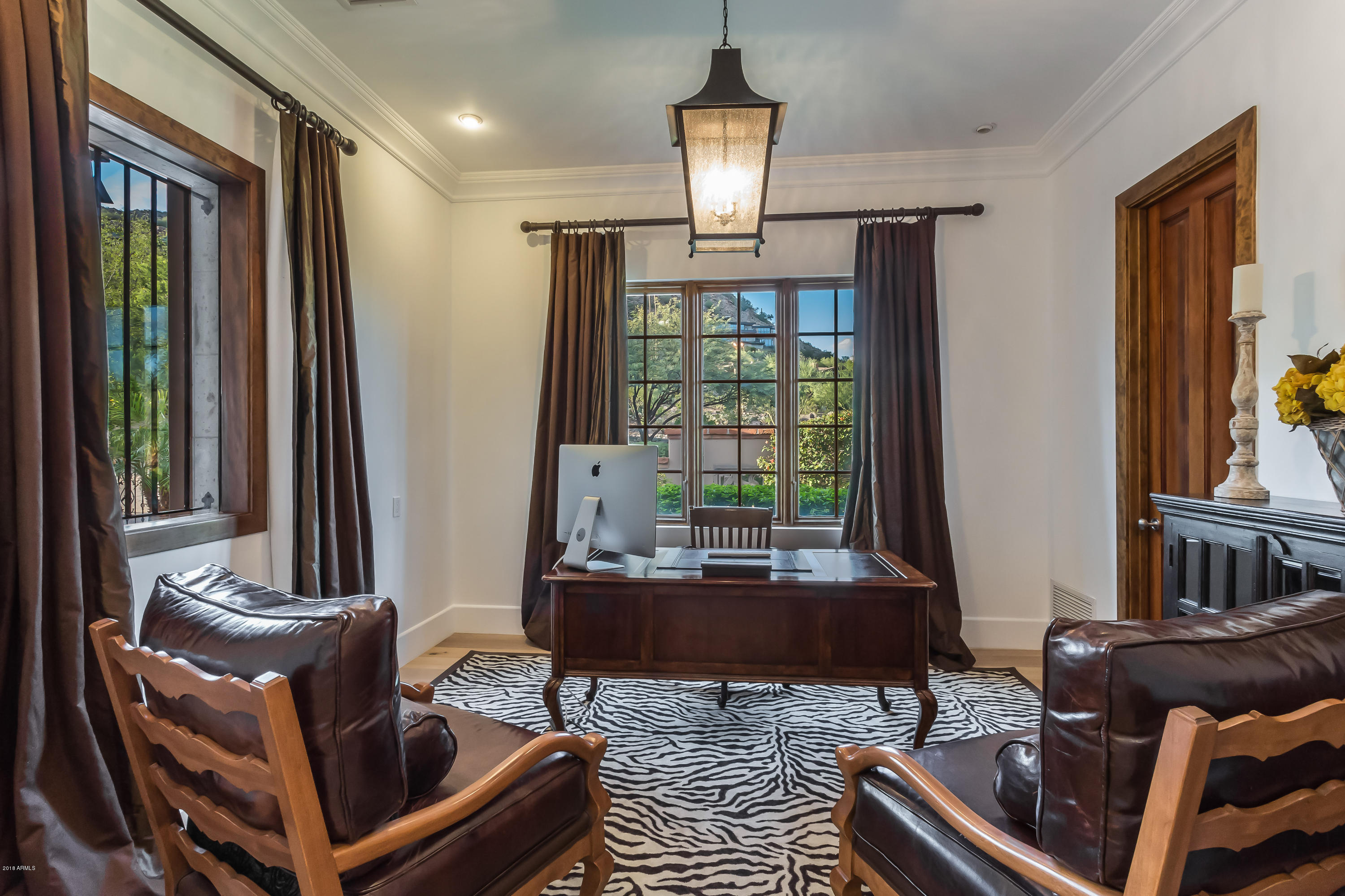 PARADISE VALLEY COUNTRY ESTATES - Residential