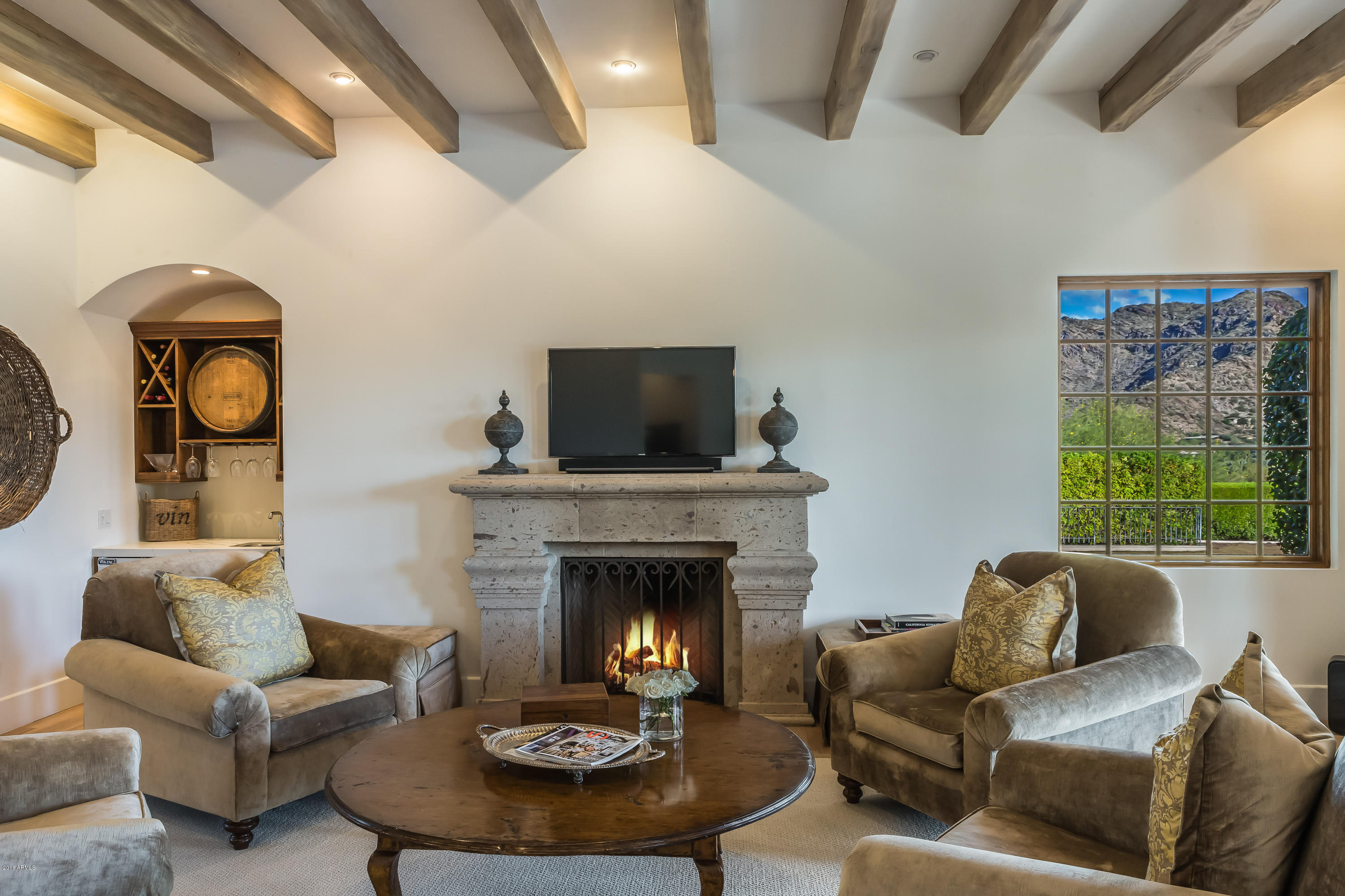 PARADISE VALLEY COUNTRY ESTATES - Residential