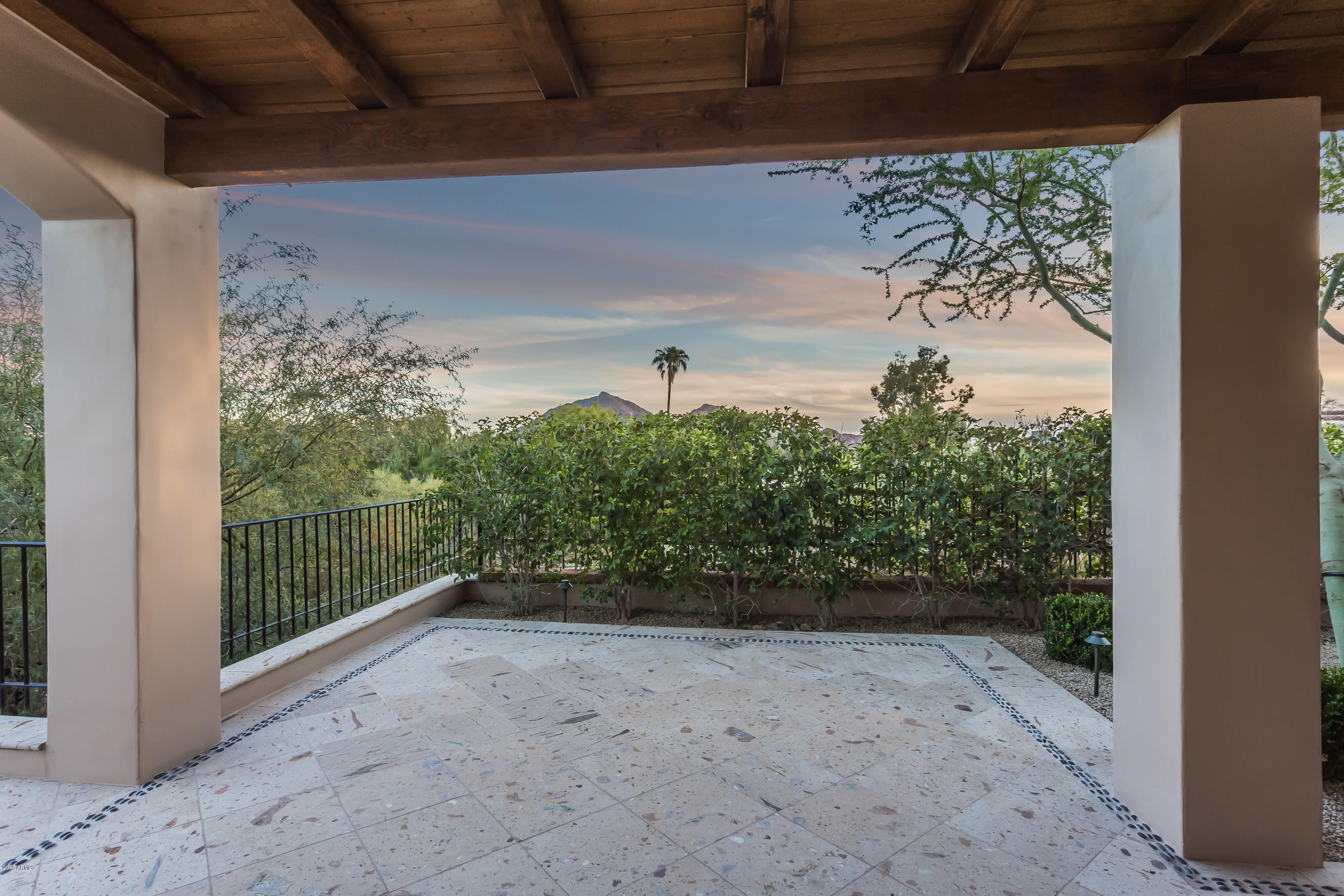 PARADISE VALLEY COUNTRY ESTATES - Residential
