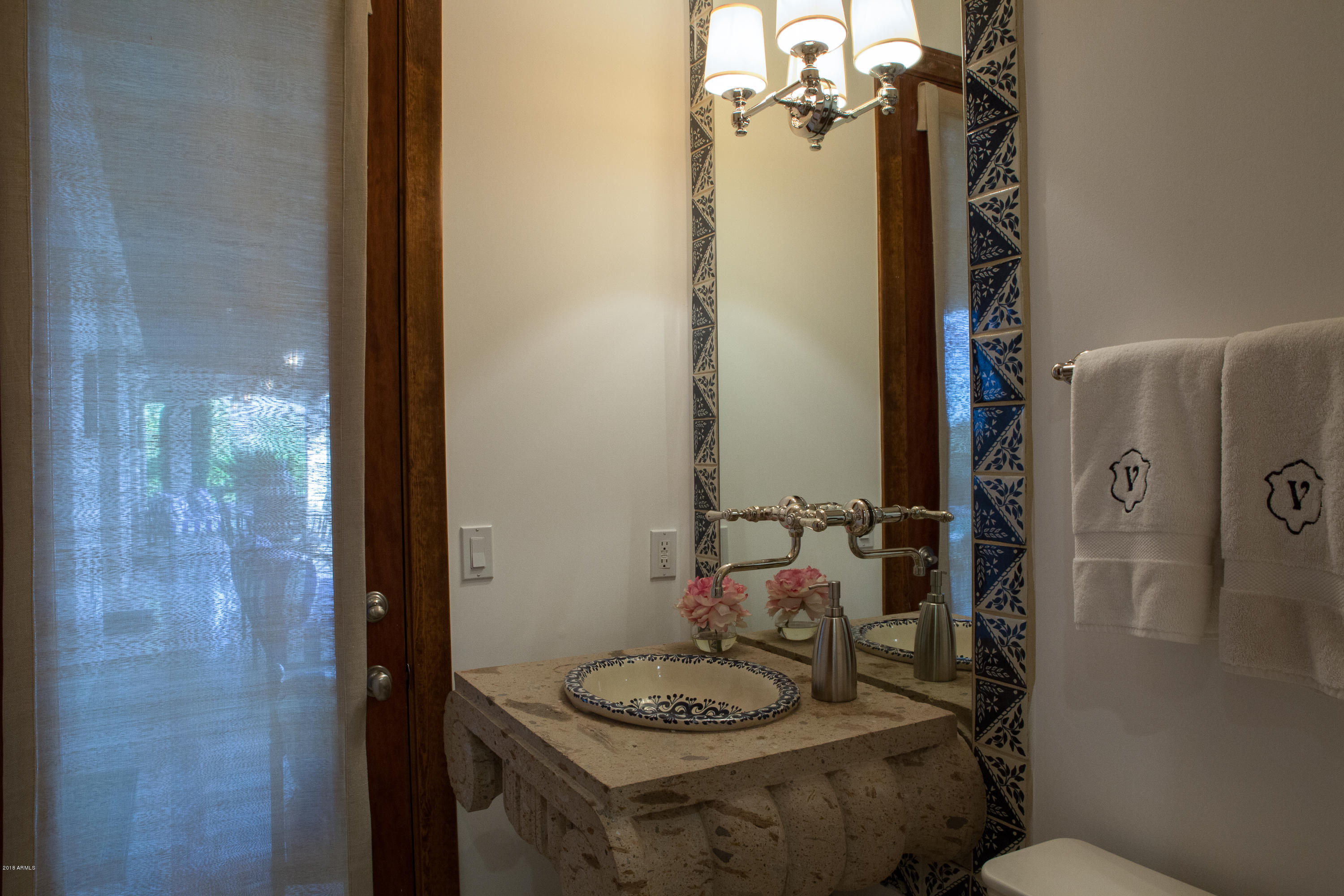 PARADISE VALLEY COUNTRY ESTATES - Residential