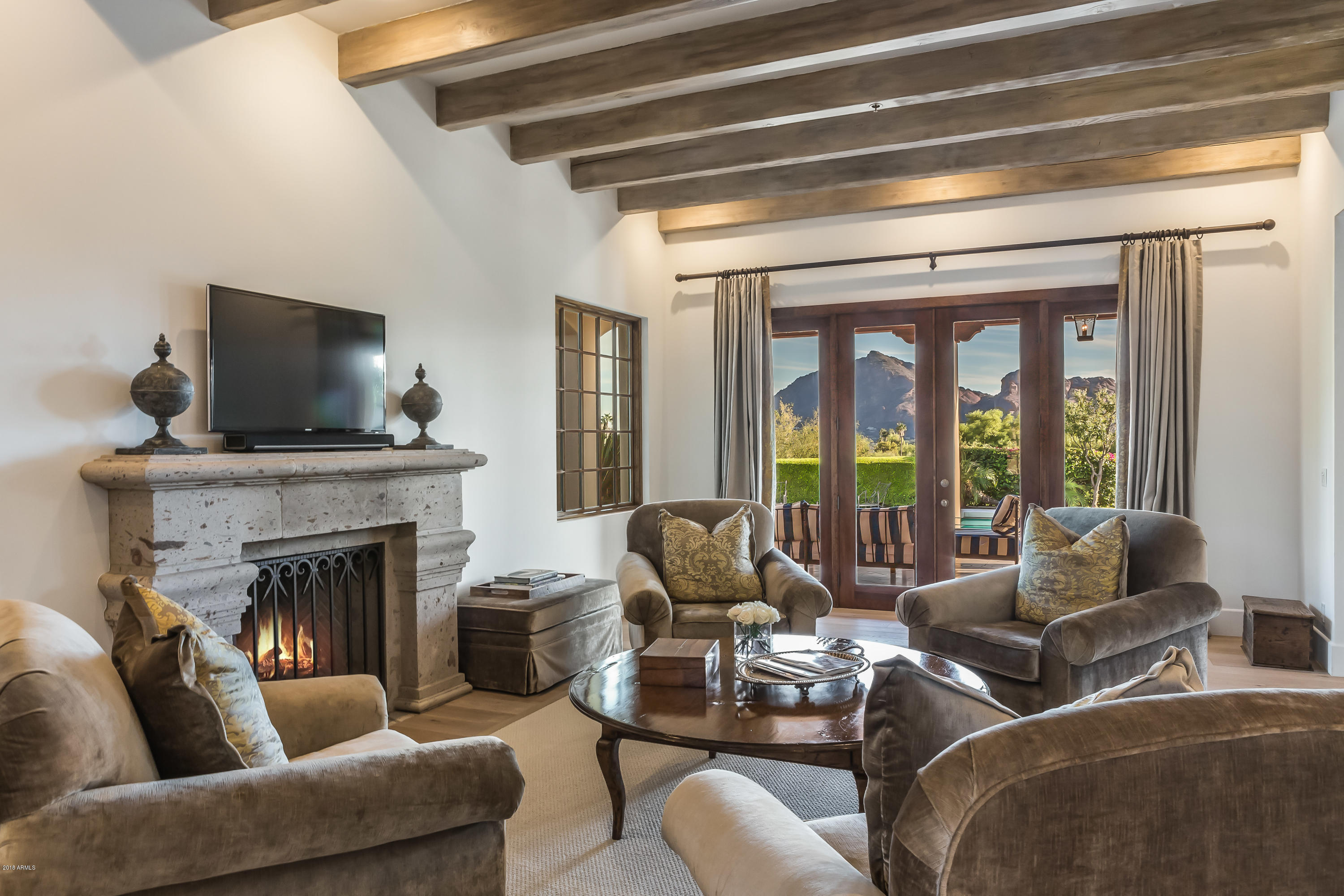 PARADISE VALLEY COUNTRY ESTATES - Residential