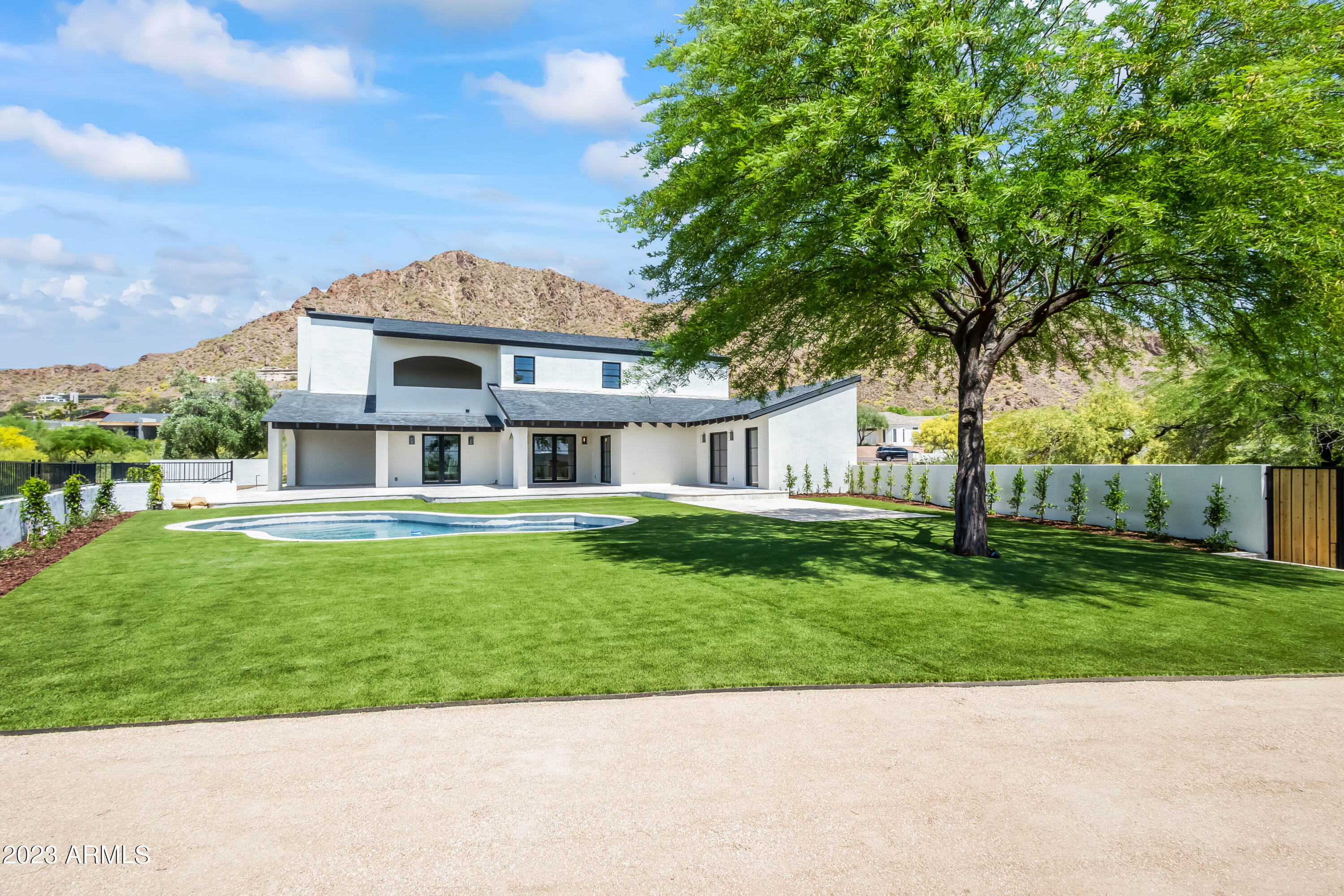 ALTA HACIENDA - Residential