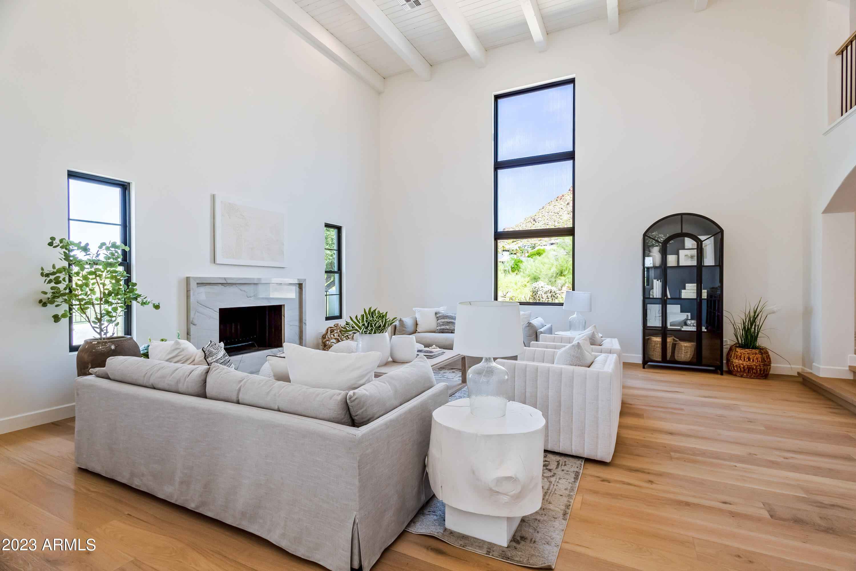 ALTA HACIENDA - Residential