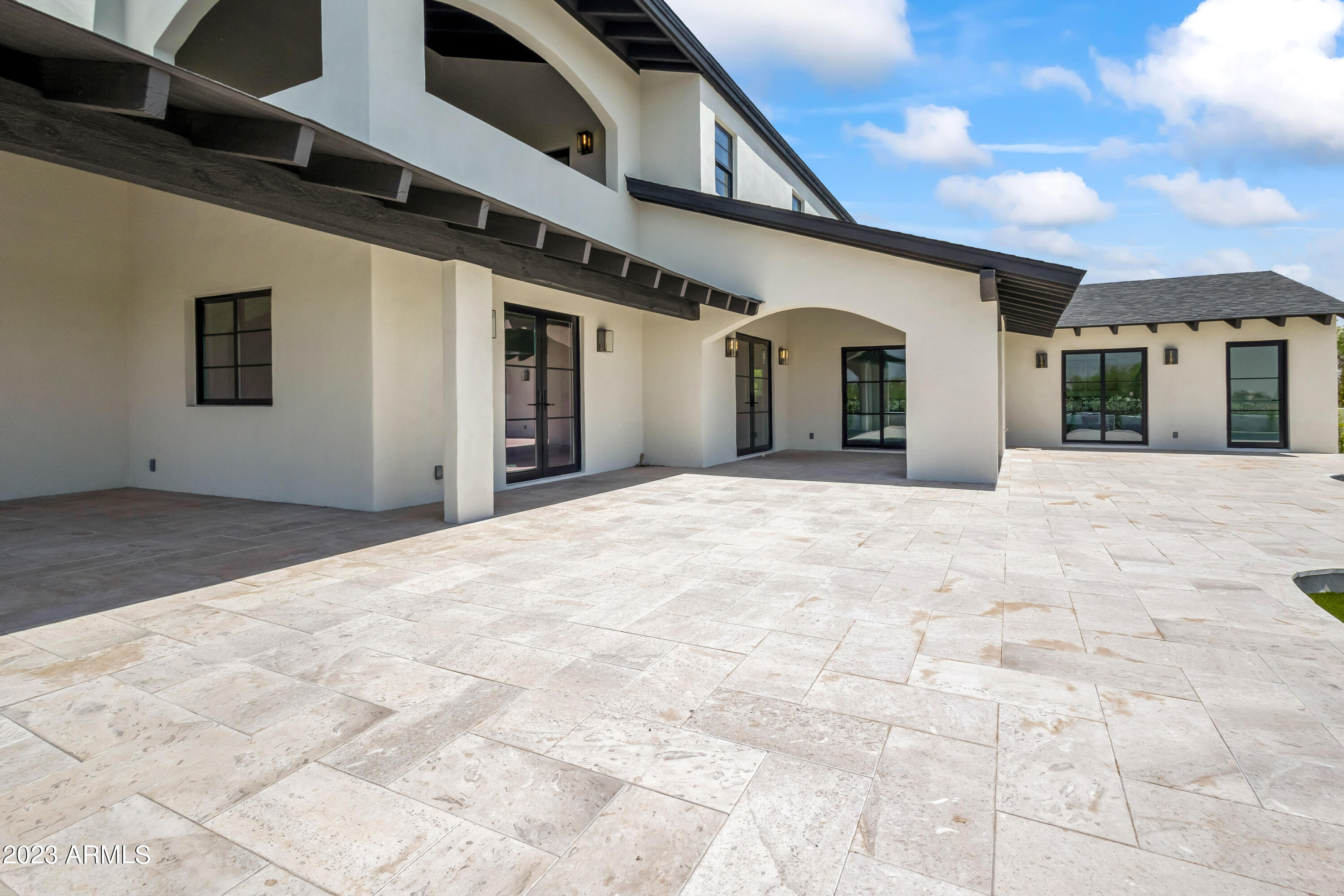 ALTA HACIENDA - Residential