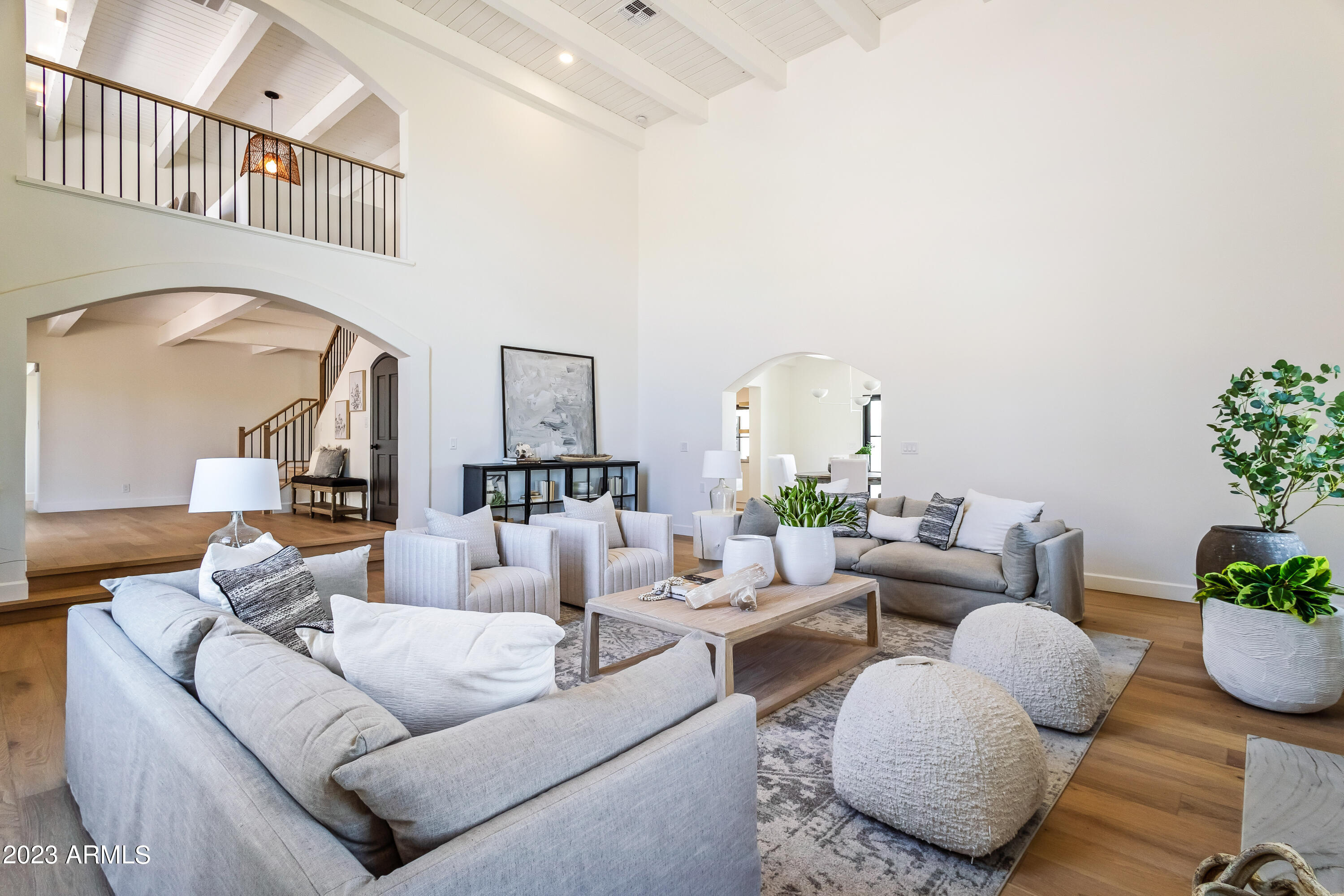 ALTA HACIENDA - Residential