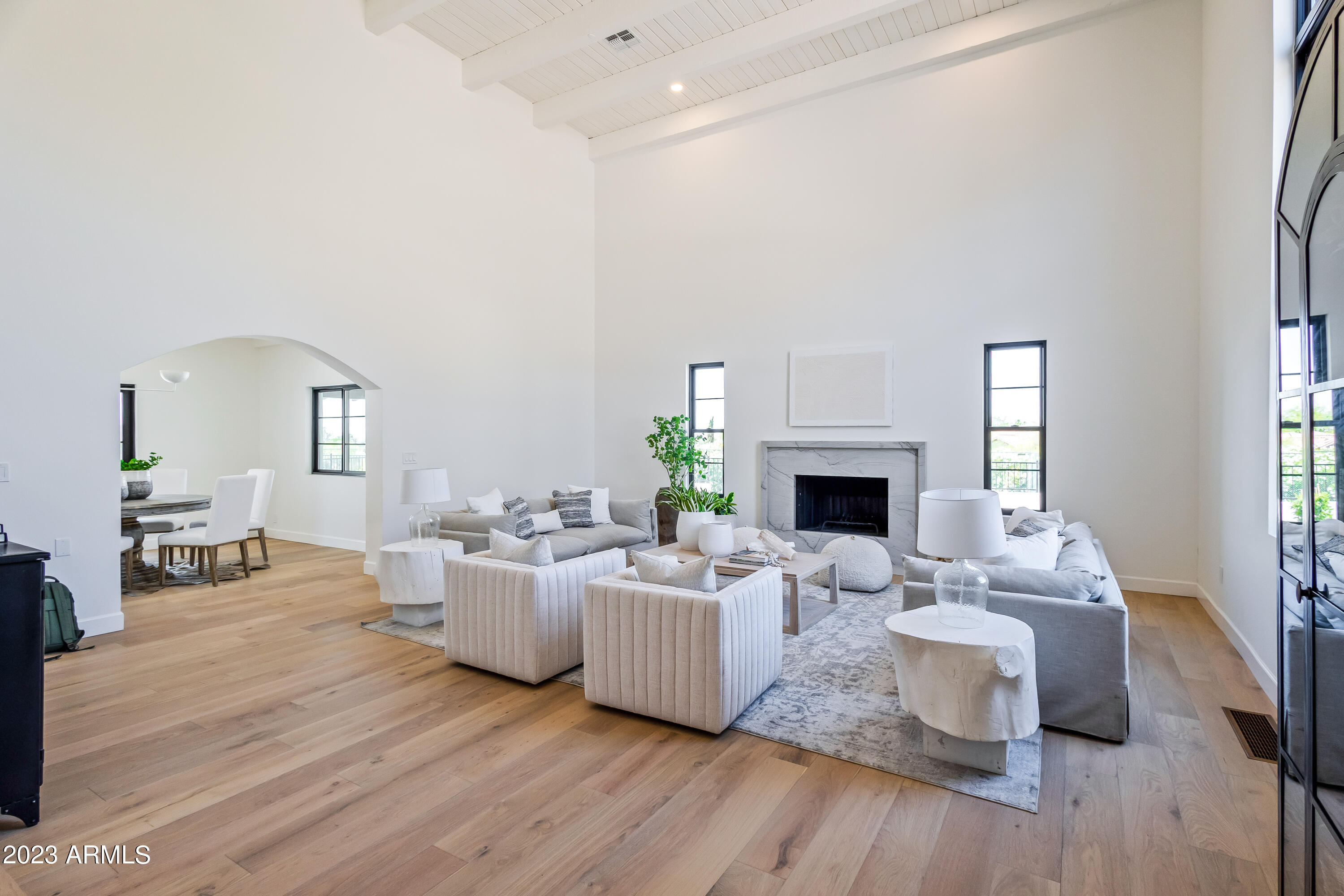 ALTA HACIENDA - Residential