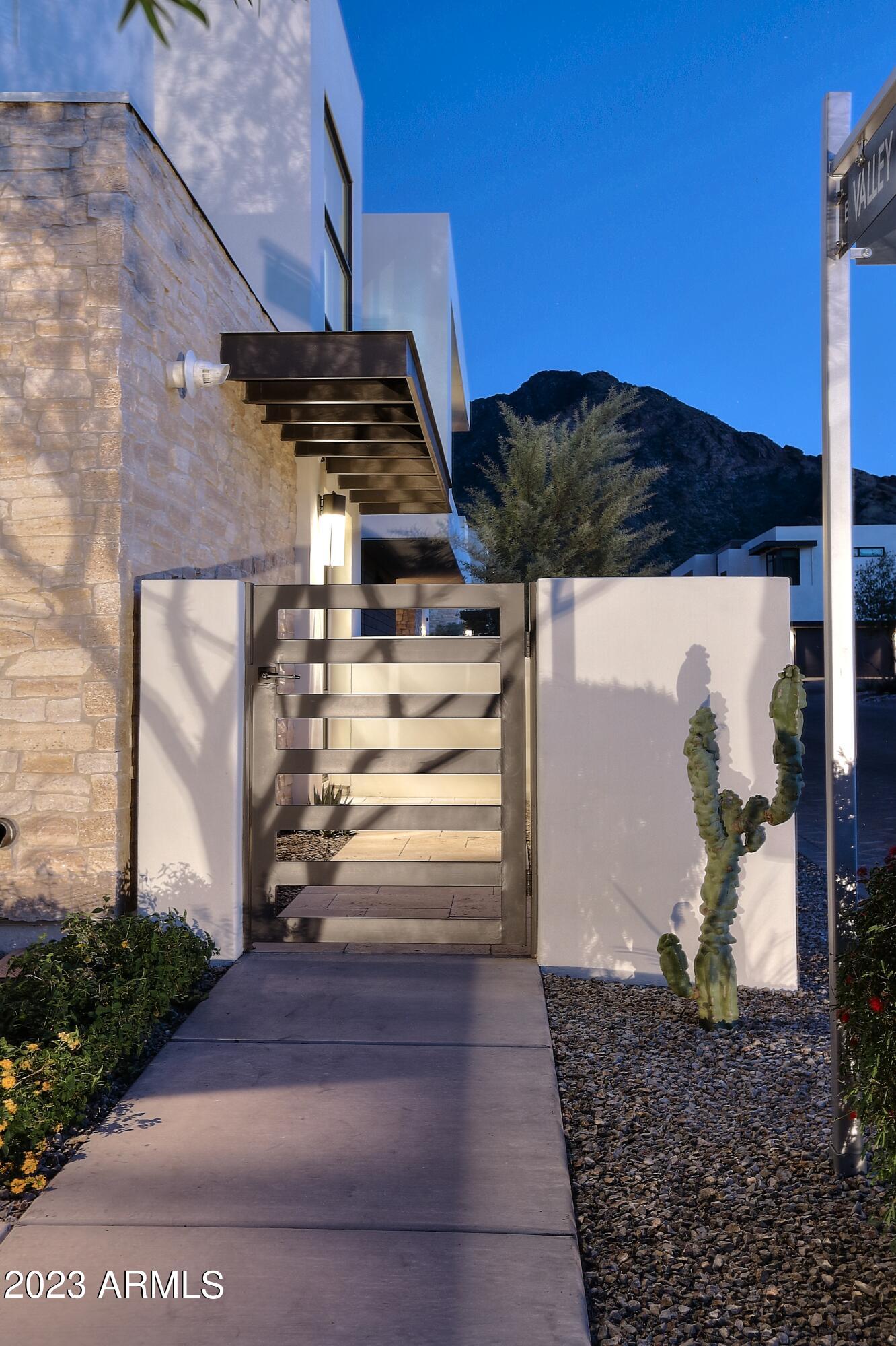 VILLAS AT MOUNTAIN SHADOWS 2 CONDOMINIUMS 2 - Residential