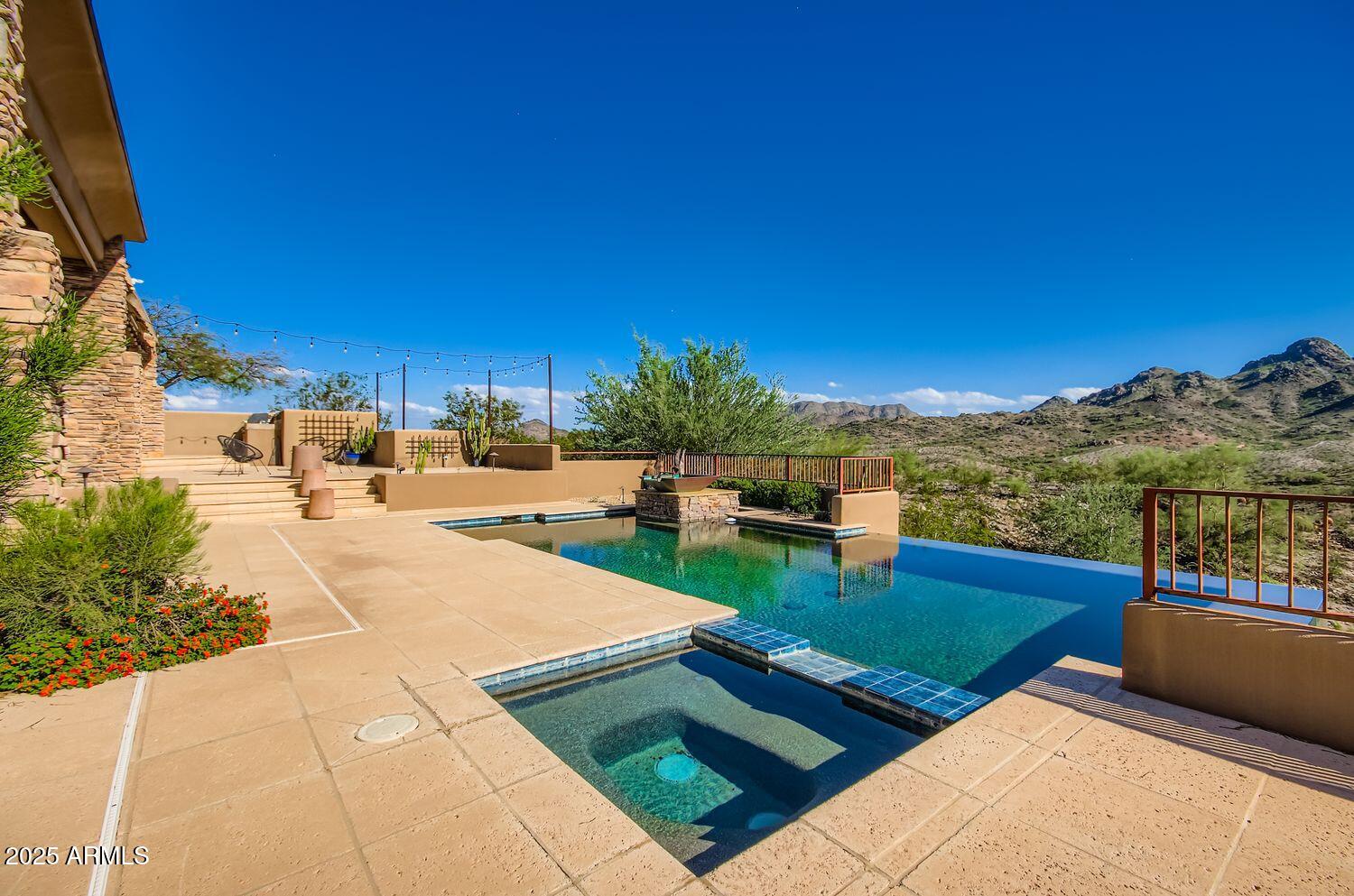 PHOENIX HILLSIDE ESTATES LOT 1-17 TR A,B - Residential