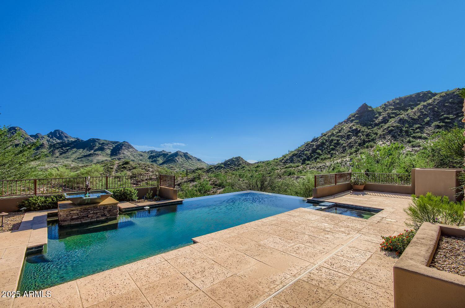 PHOENIX HILLSIDE ESTATES LOT 1-17 TR A,B - Residential