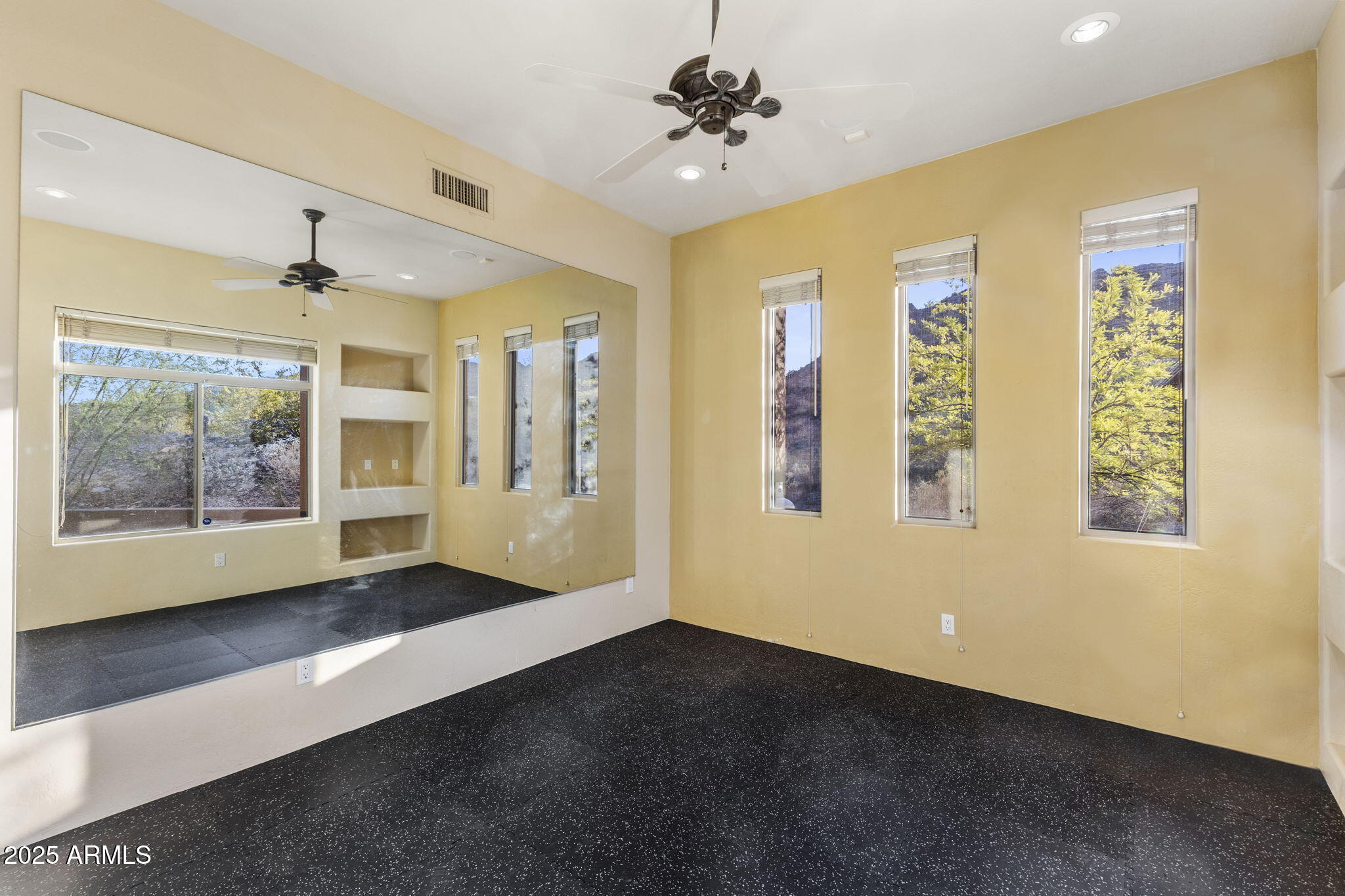 PHOENIX HILLSIDE ESTATES LOT 1-17 TR A,B - Residential