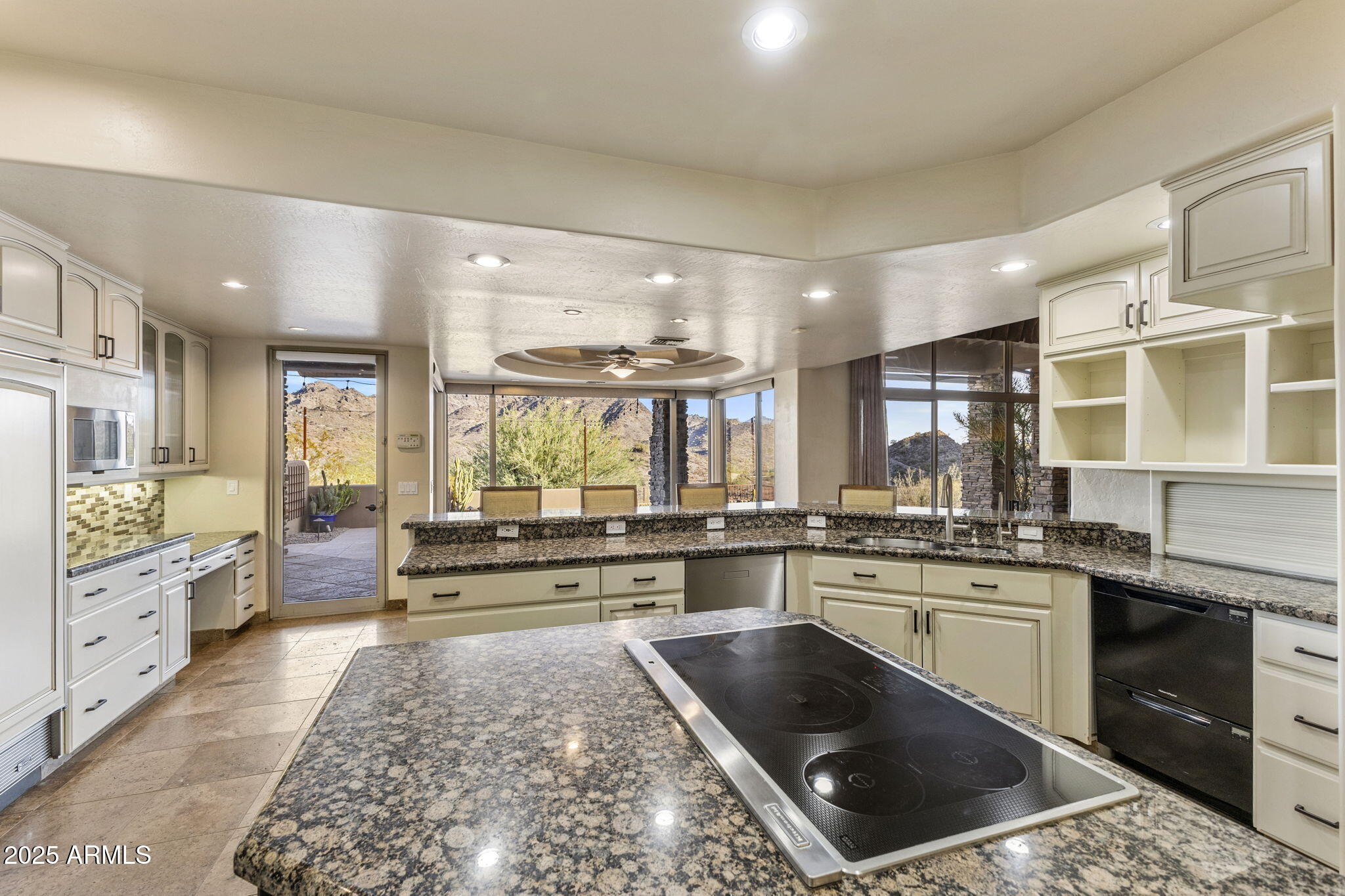 PHOENIX HILLSIDE ESTATES LOT 1-17 TR A,B - Residential