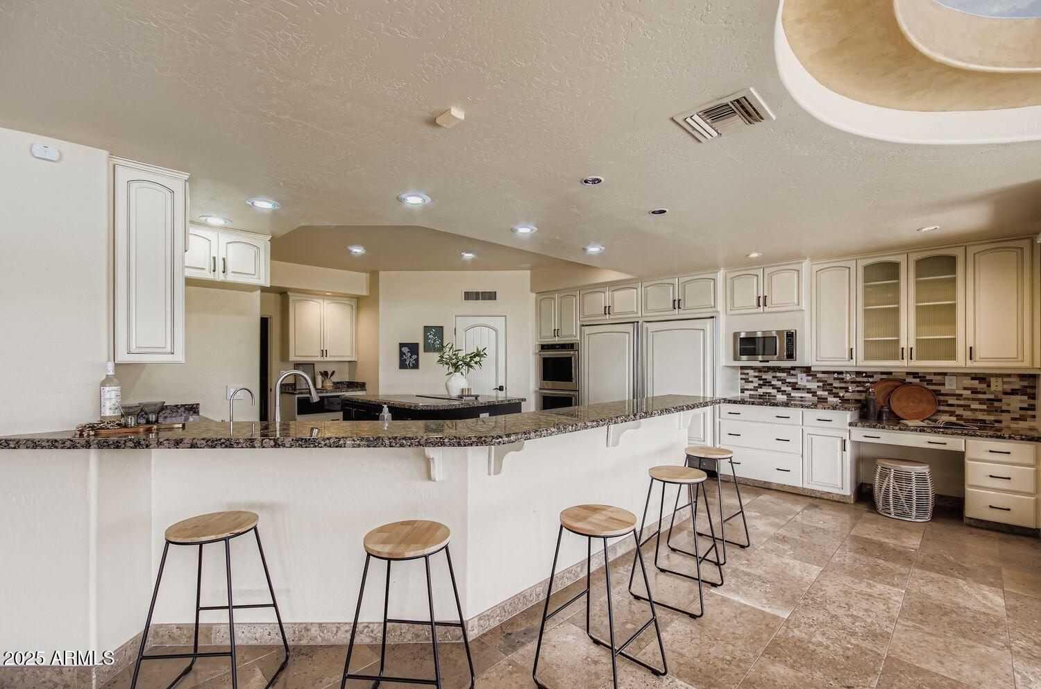 PHOENIX HILLSIDE ESTATES LOT 1-17 TR A,B - Residential