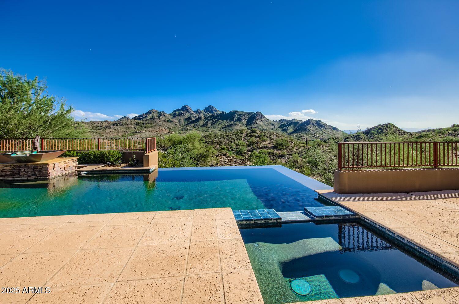 PHOENIX HILLSIDE ESTATES LOT 1-17 TR A,B - Residential
