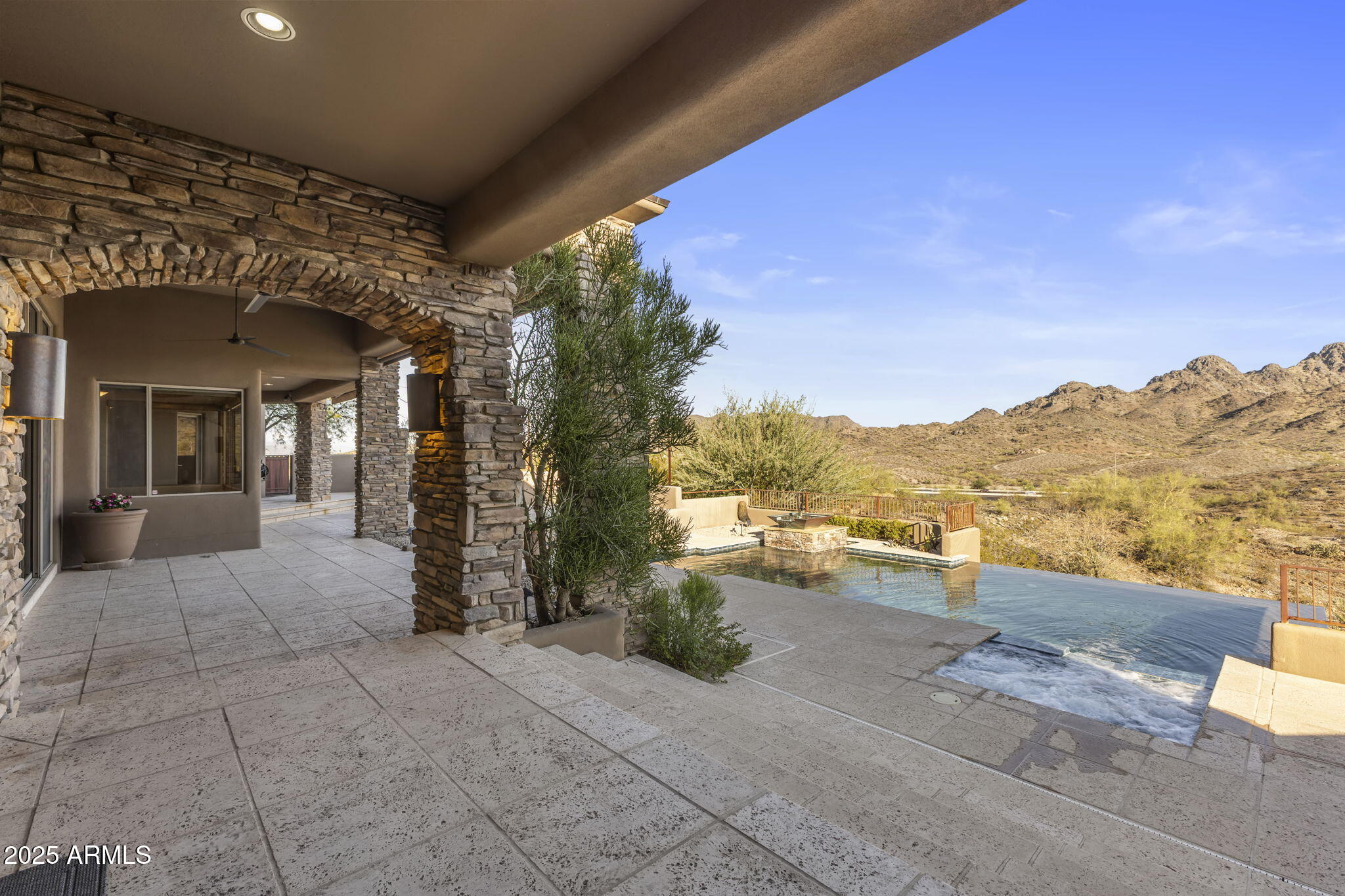 PHOENIX HILLSIDE ESTATES LOT 1-17 TR A,B - Residential