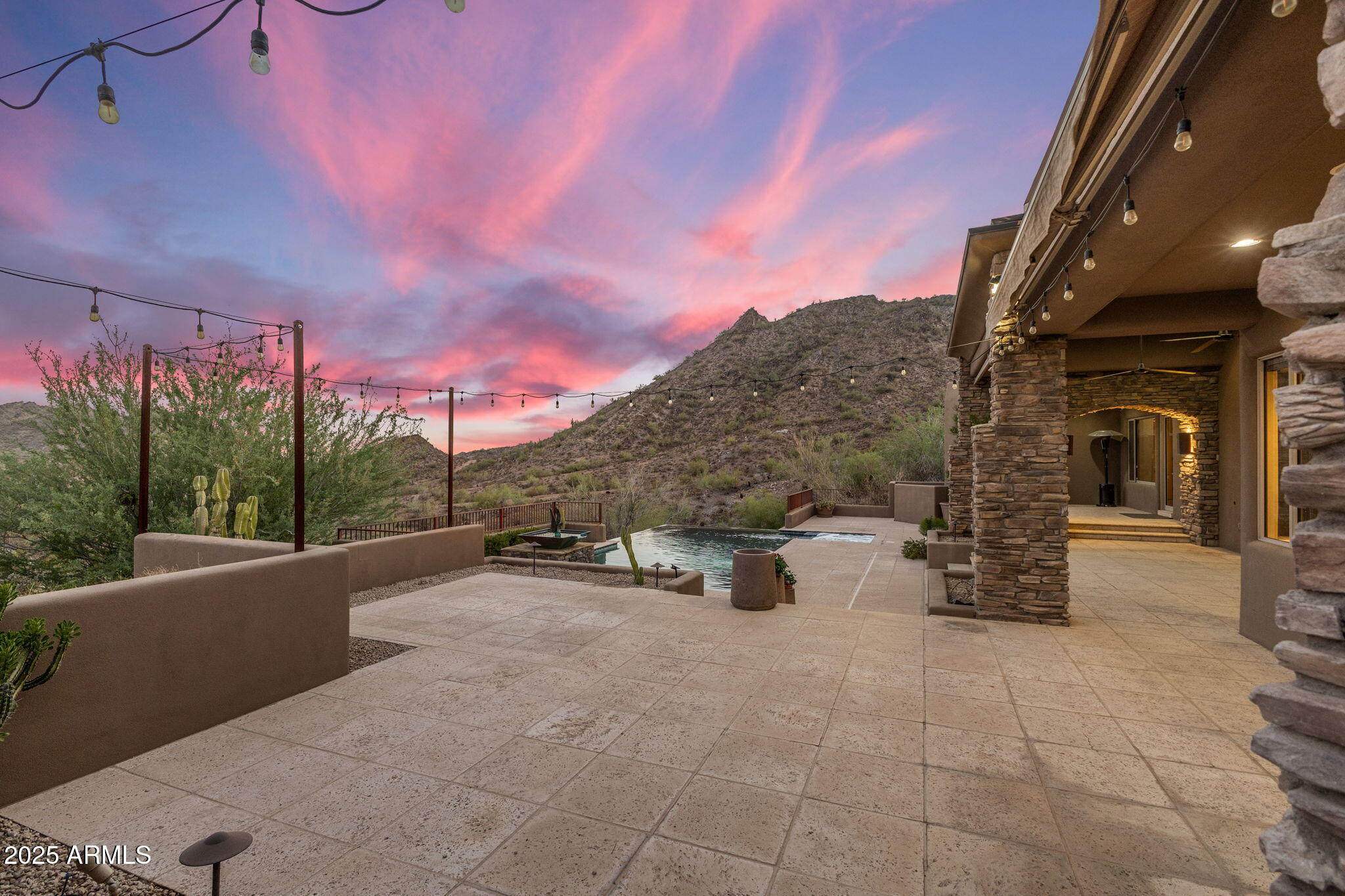 PHOENIX HILLSIDE ESTATES LOT 1-17 TR A,B - Residential