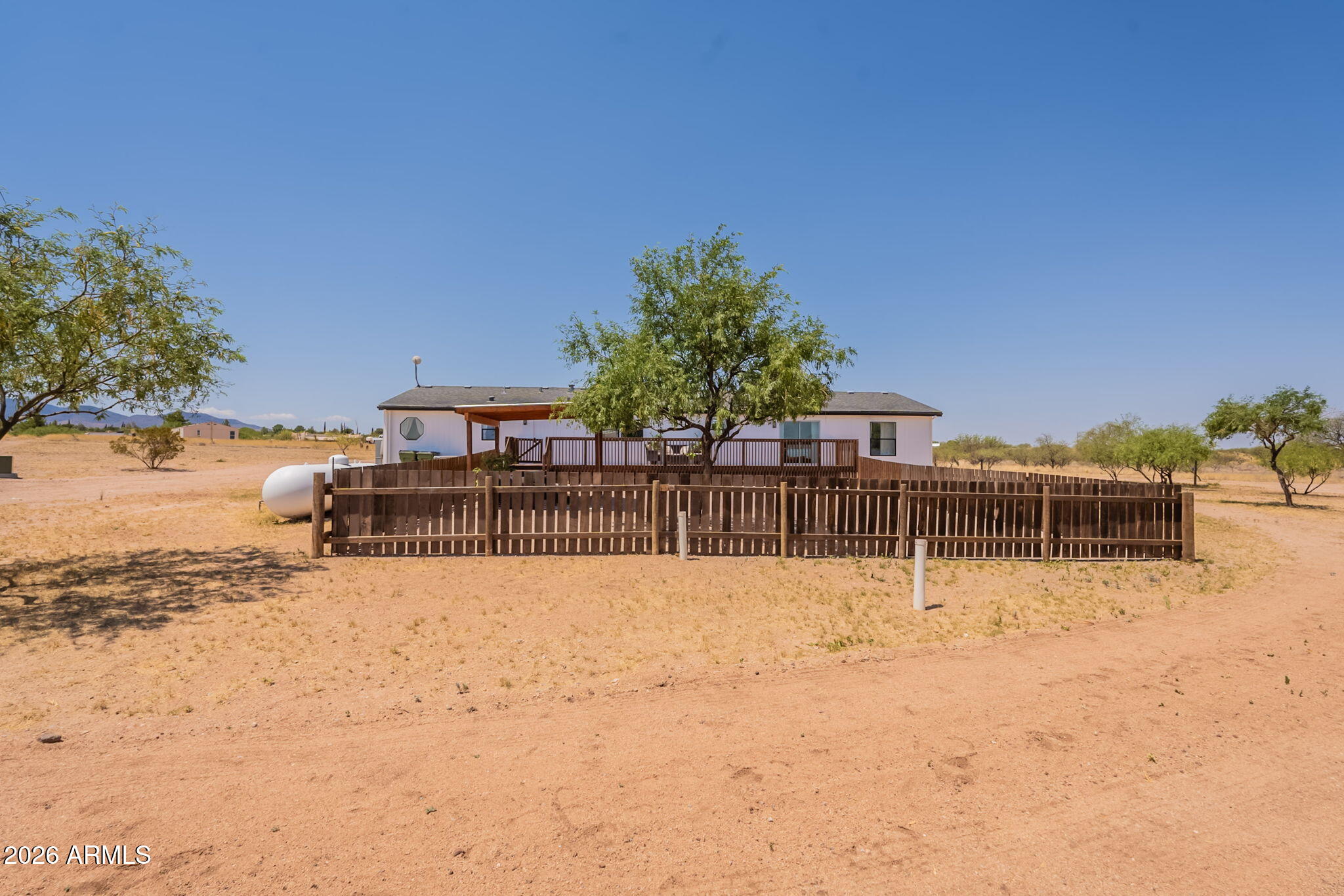 MESCAL LAKES 3 - Residential