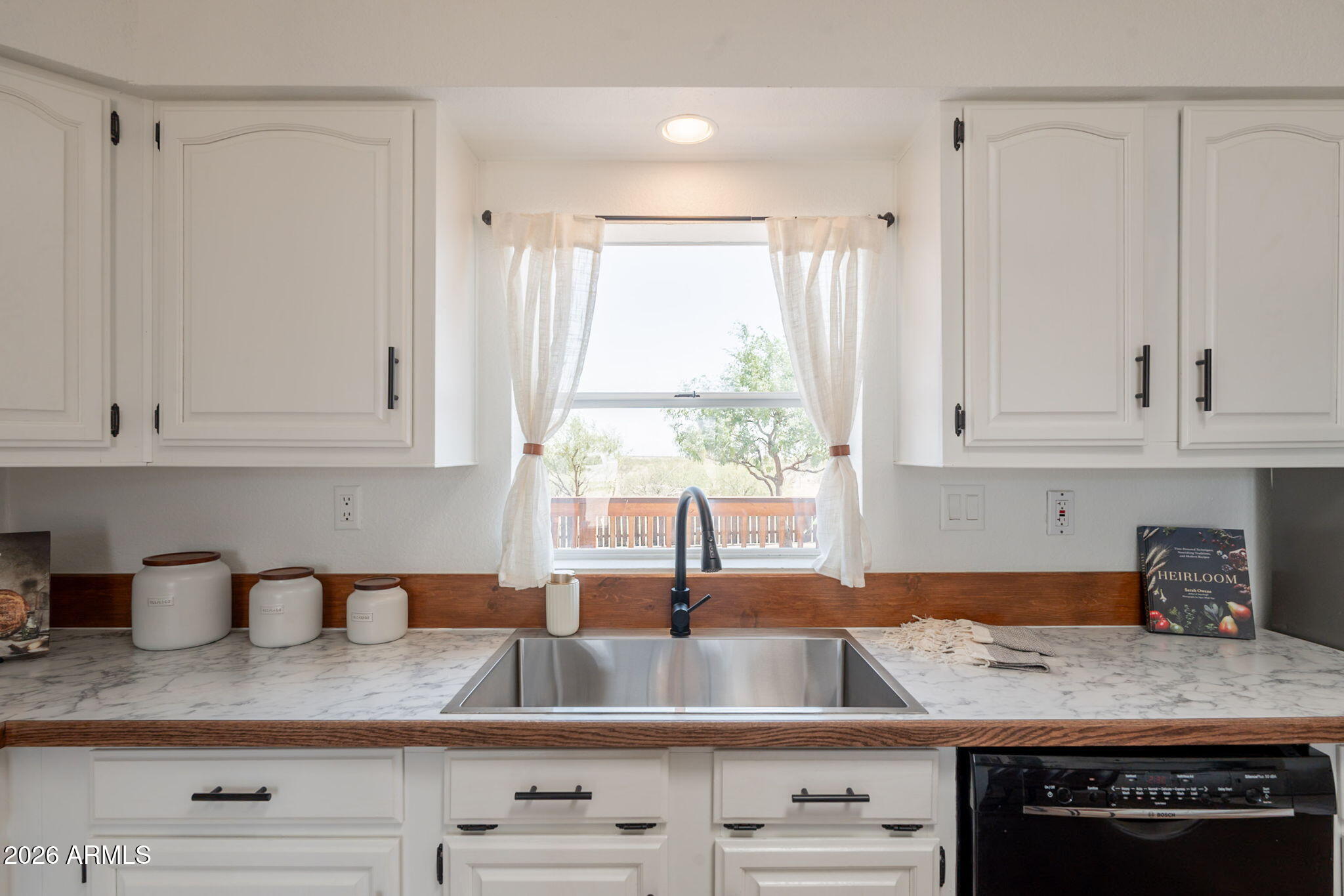 MESCAL LAKES 3 - Residential