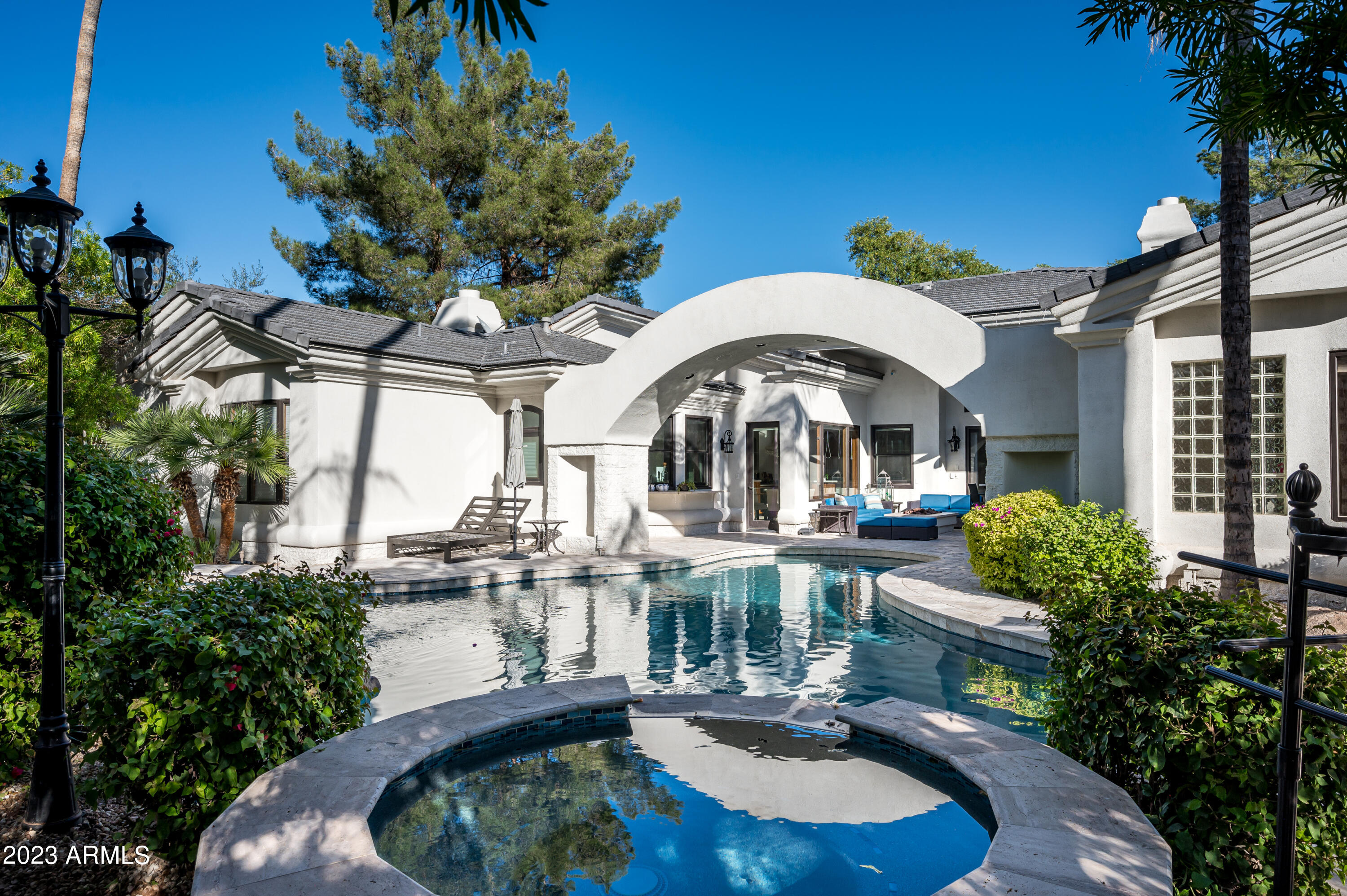 MERRILL CANTATIERRA - Residential