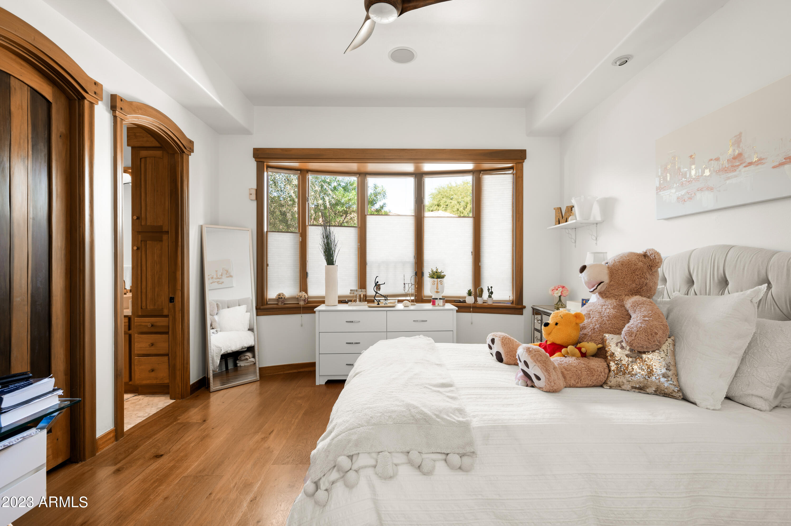 MERRILL CANTATIERRA - Residential