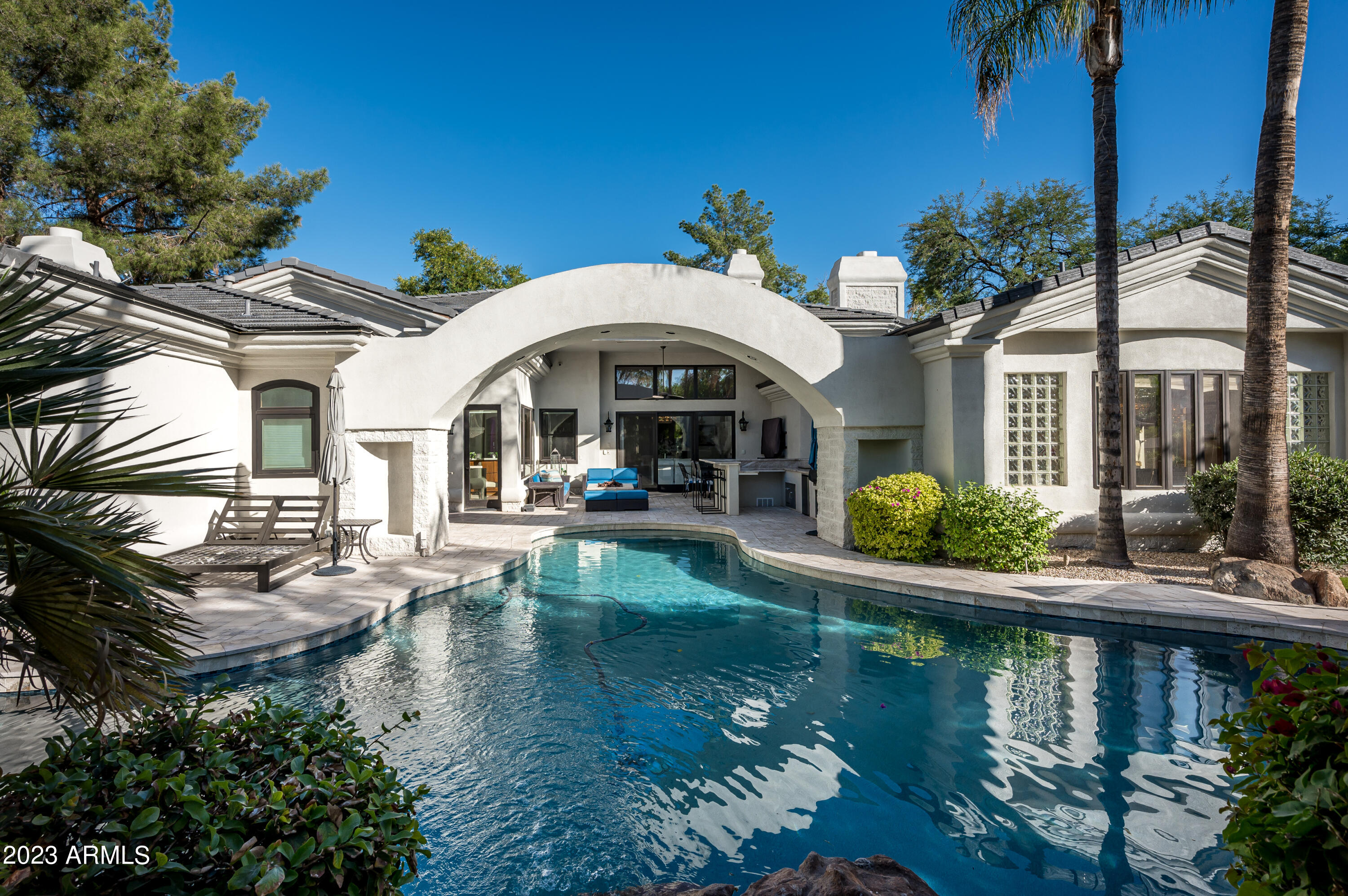 MERRILL CANTATIERRA - Residential
