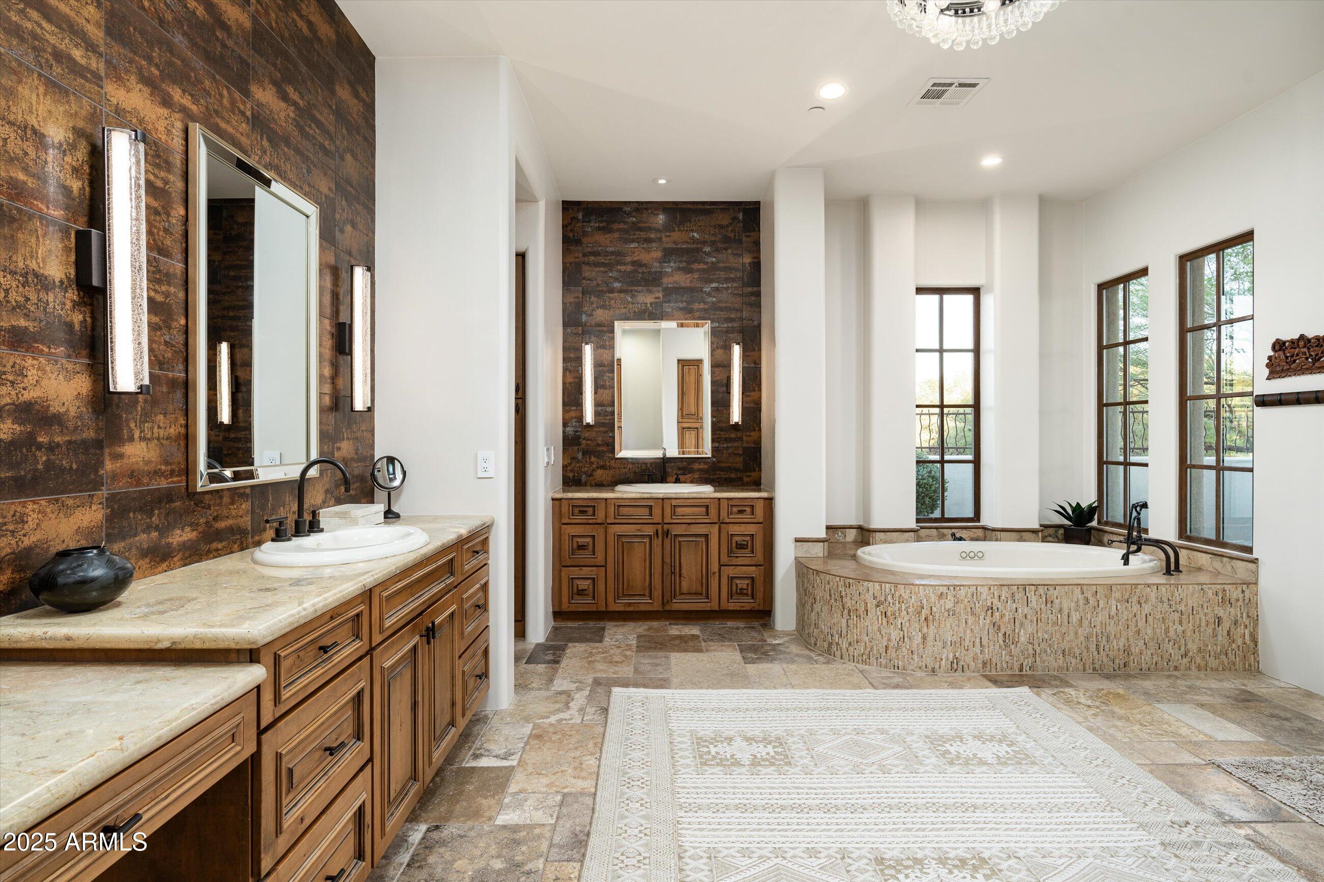 WHISPER ROCK - Residential