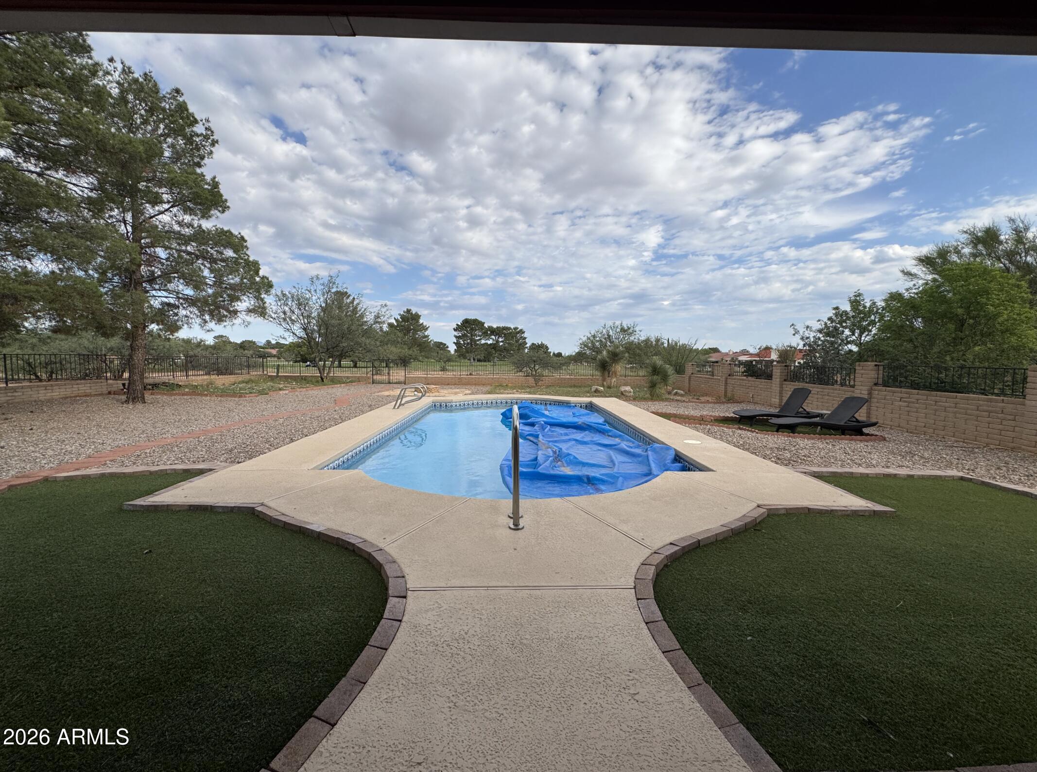 PUEBLO DEL SOL COUNTRY CLUB ESTATES 1 - Residential Lease