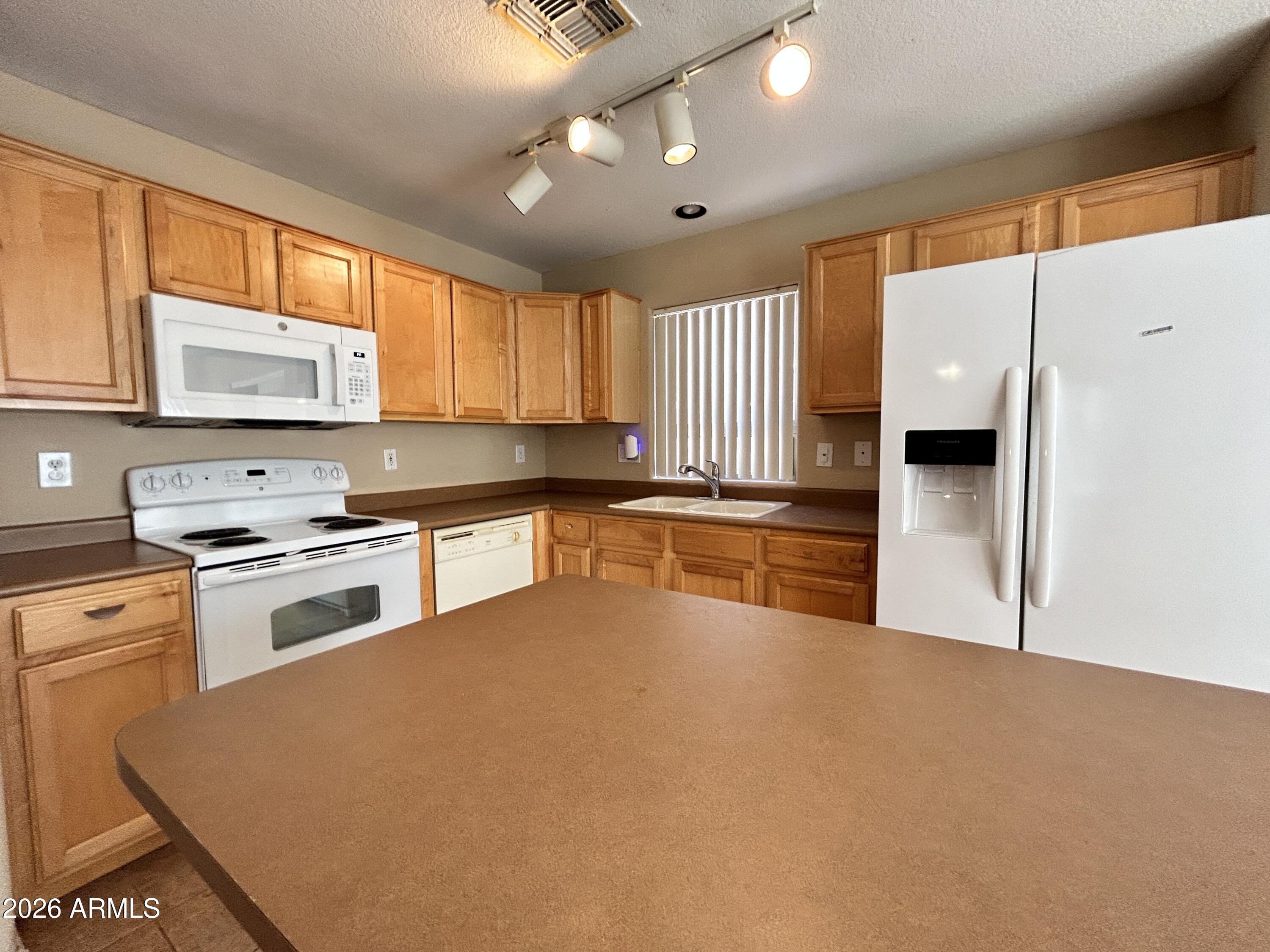 CRYSTAL GARDENS PHASE 2 PARCEL 5 - Residential Lease