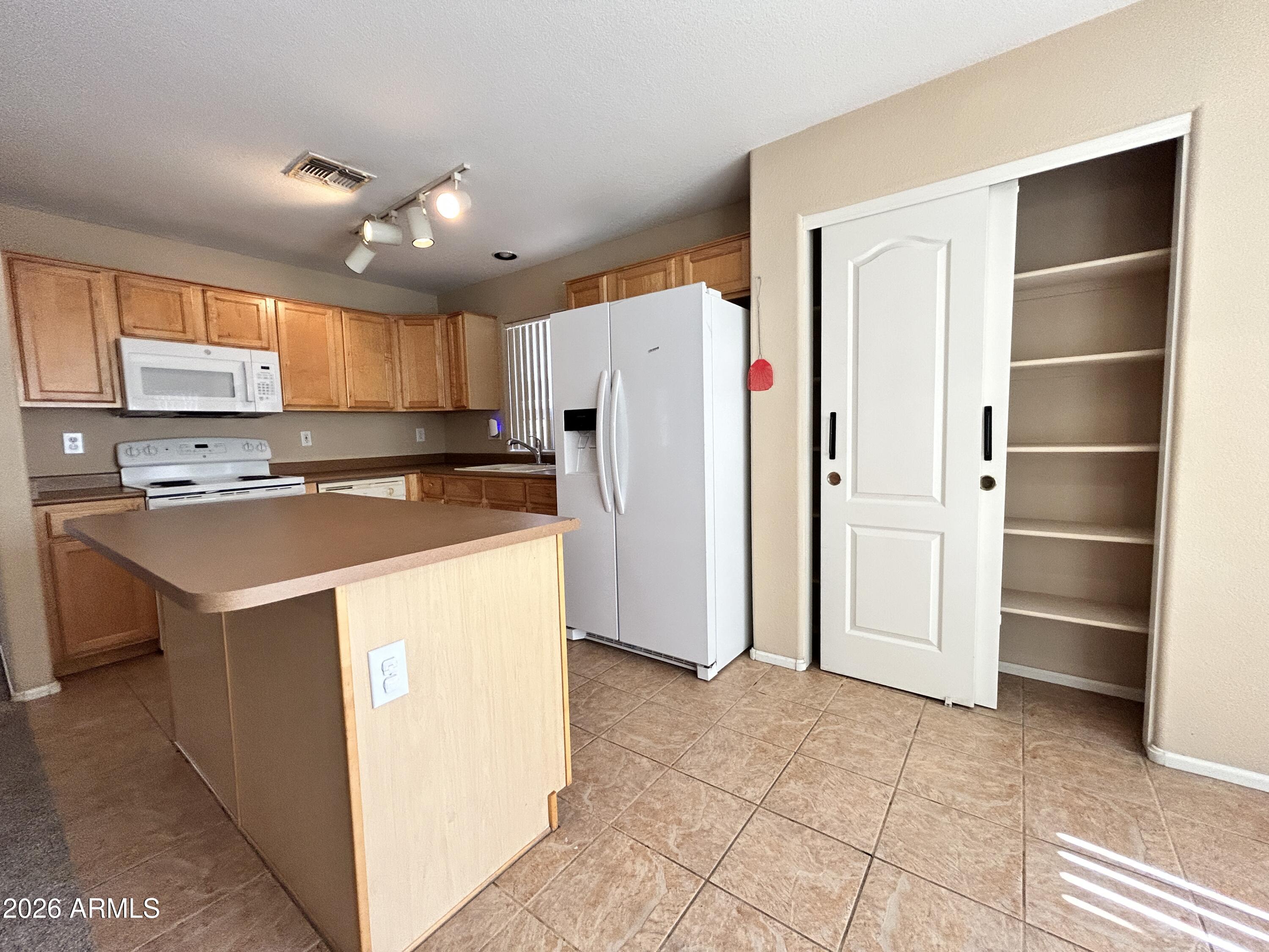 CRYSTAL GARDENS PHASE 2 PARCEL 5 - Residential Lease