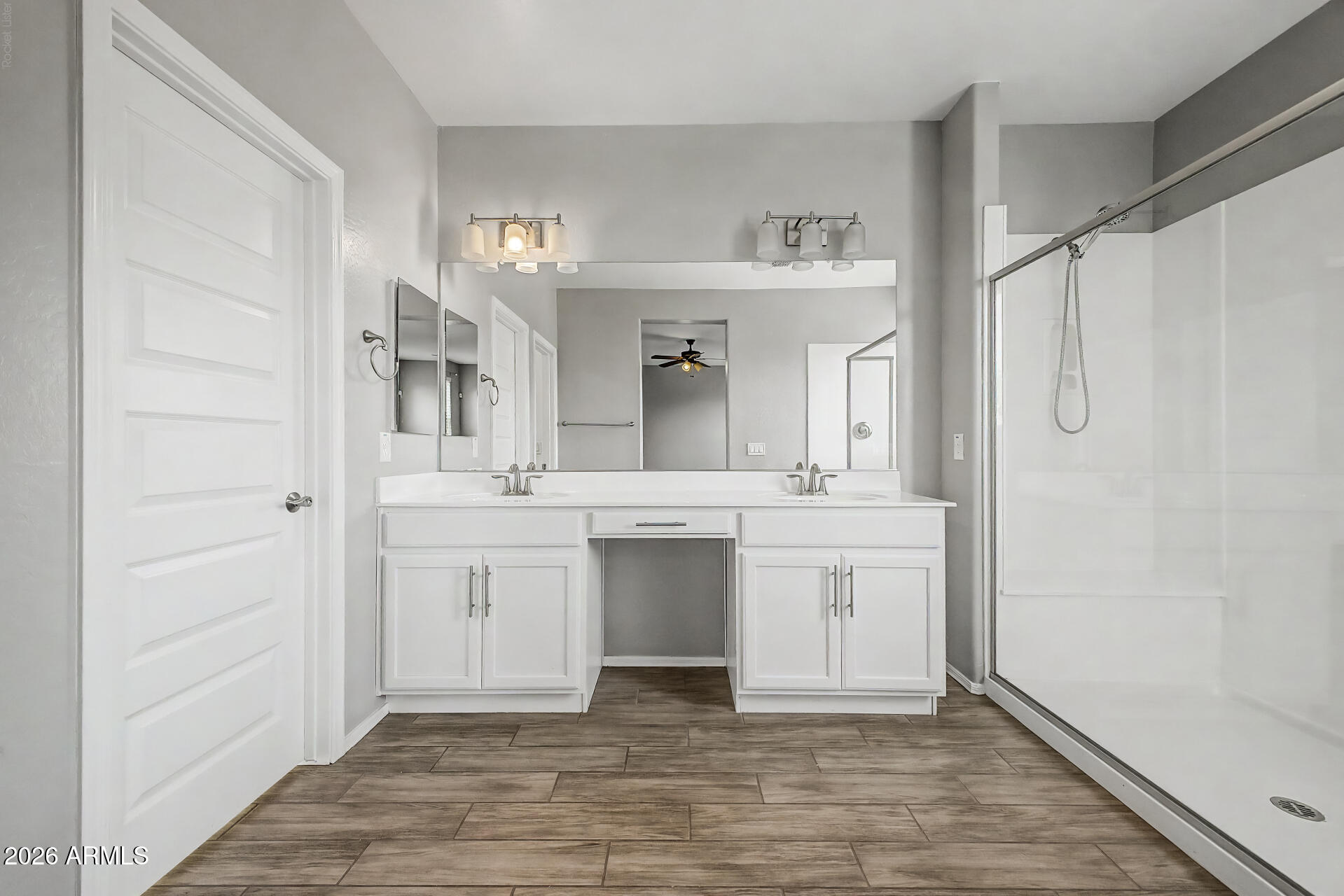 LAS BRISAS PHASE 2B (PHASE 2B.1) REPLAT - Residential