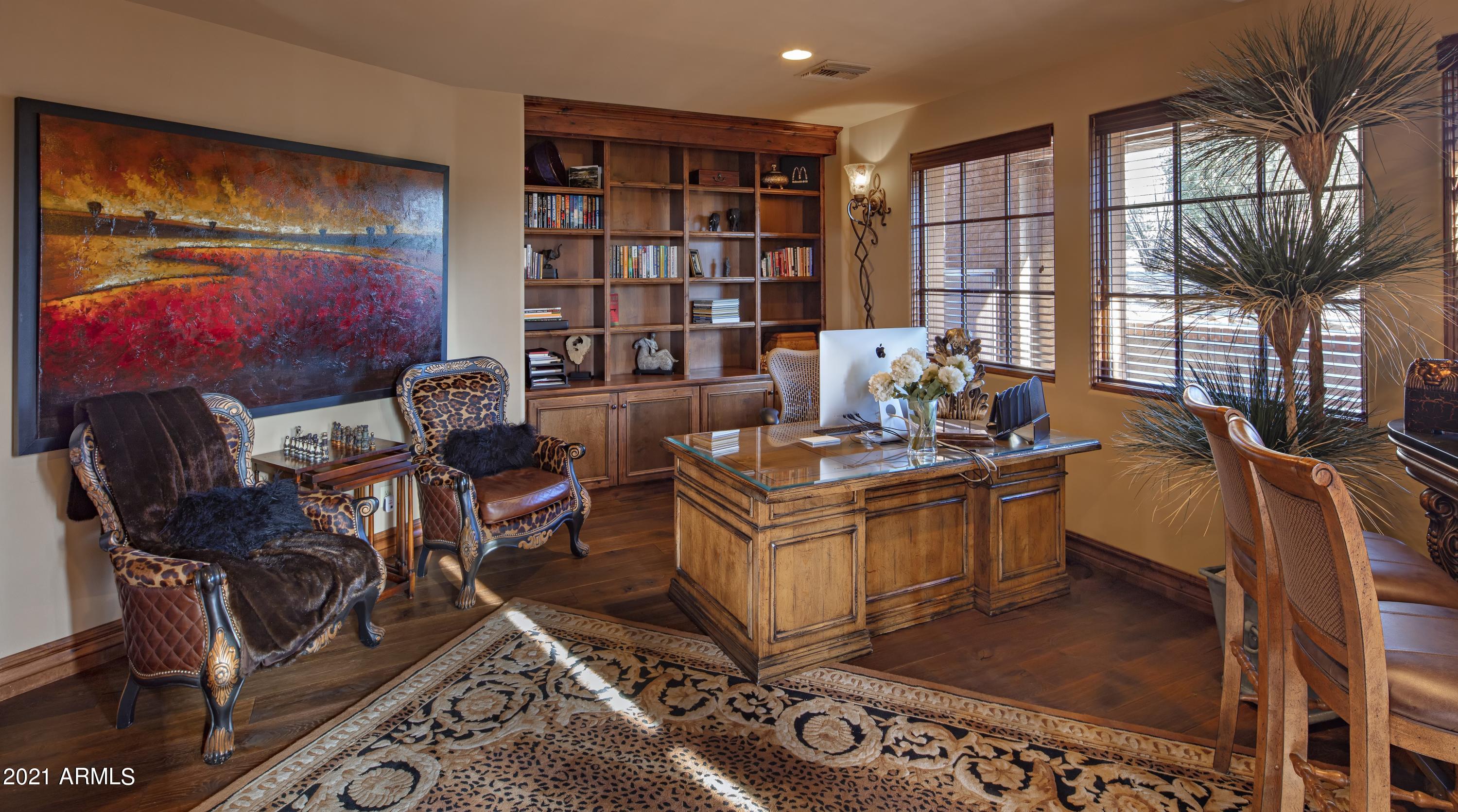 ESTANCIA - Residential