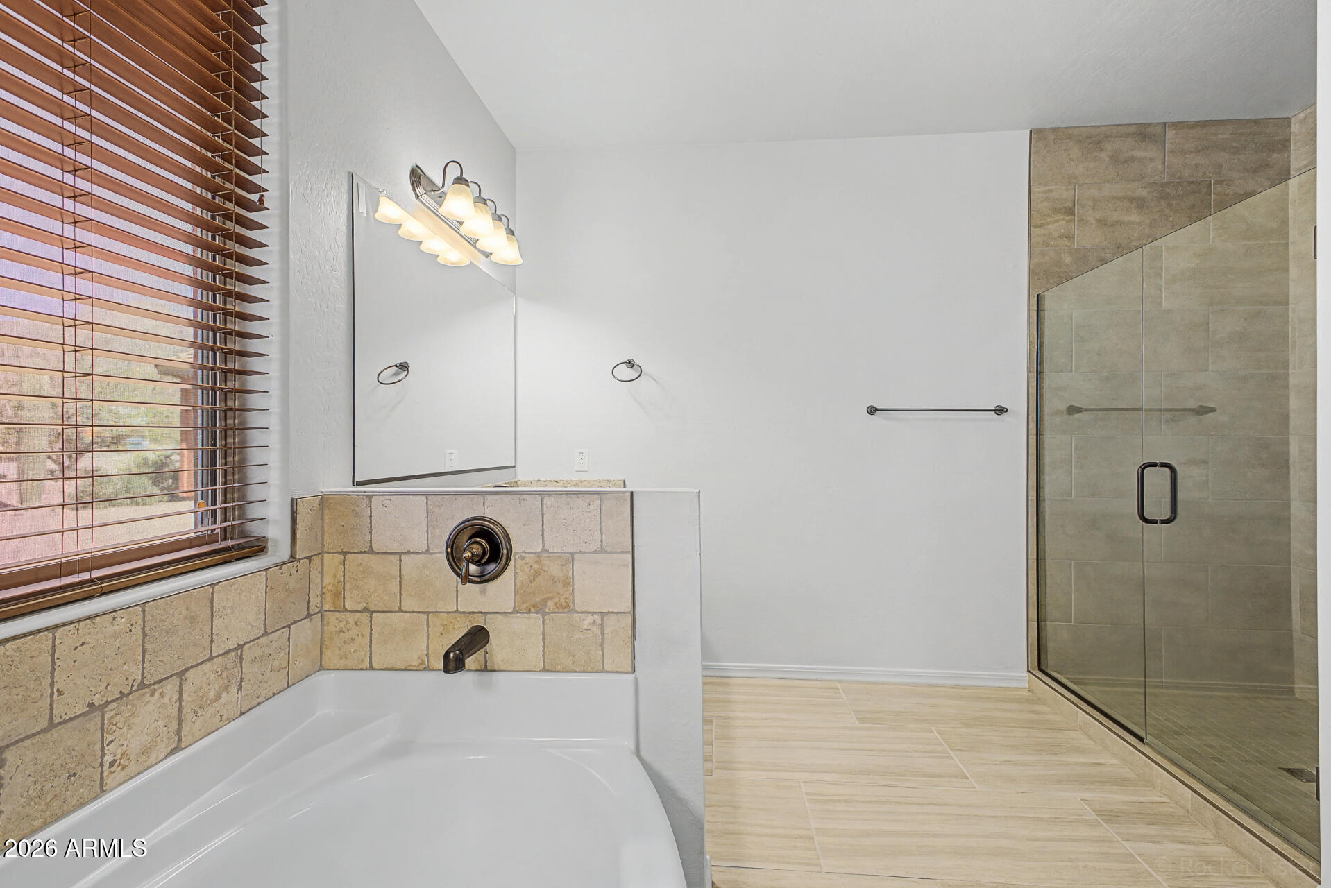 S25 T1N R8E - Residential