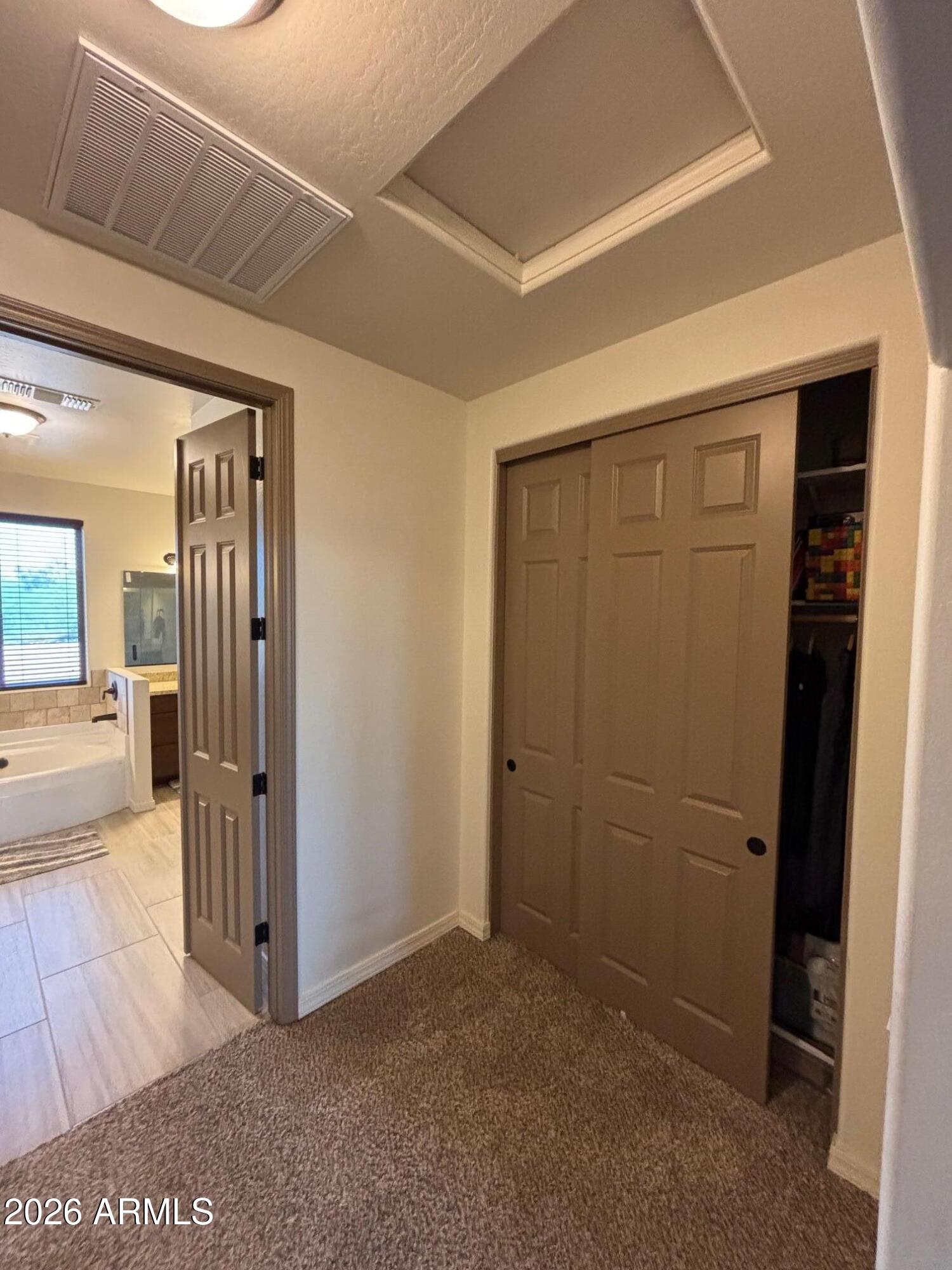 S25 T1N R8E - Residential