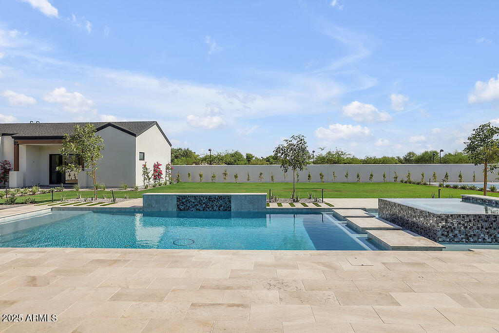 SUNDOWN VISTA - Residential