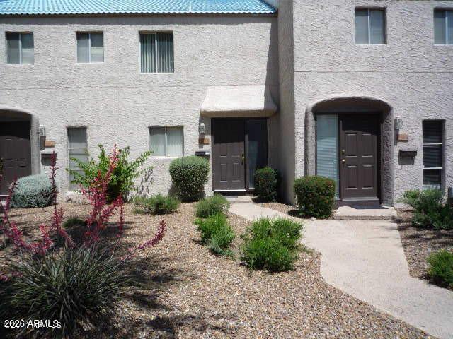 SCOTTSDALE PARKWAY TOWNHS CONDOMINIUM - Residential Lease