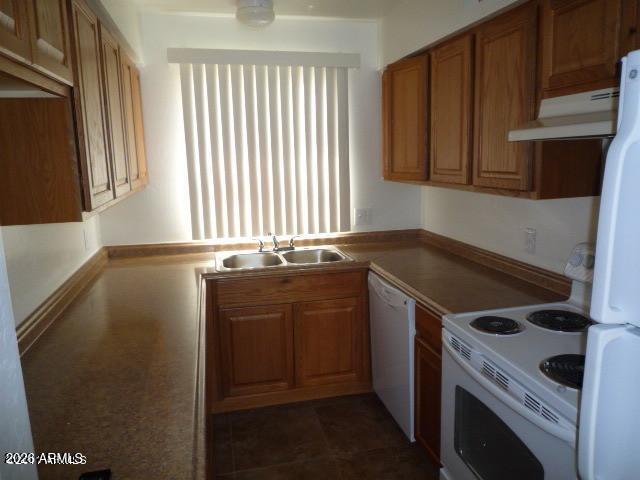SCOTTSDALE PARKWAY TOWNHS CONDOMINIUM - Residential Lease