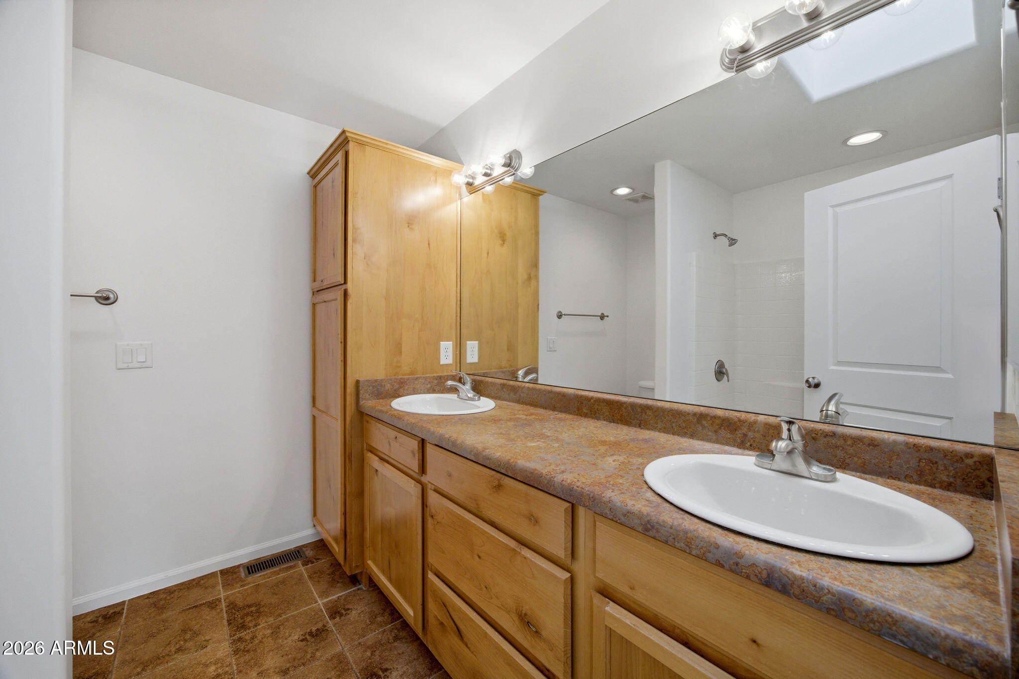 STARLIGHT RIDGE ESTATES - Residential