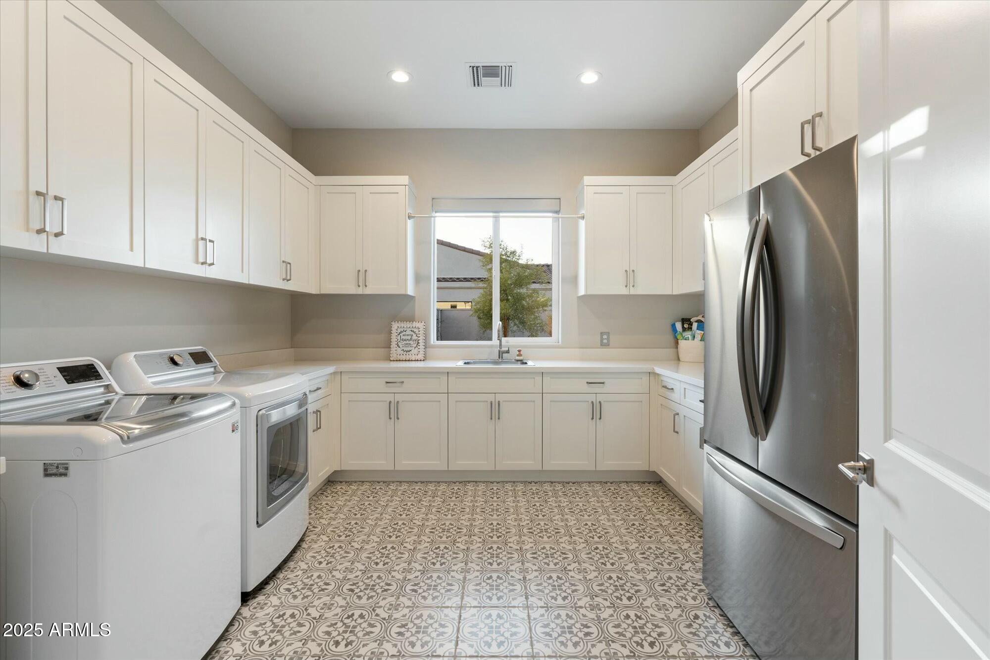 Emerald Hills - Residential