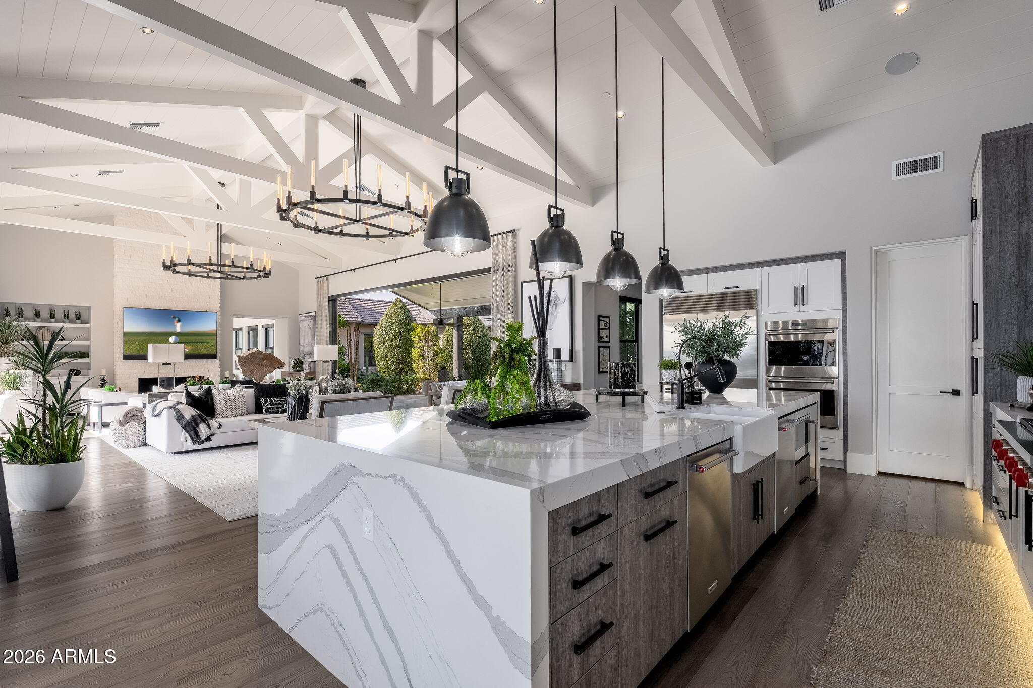 WHITE HORSE - Residential