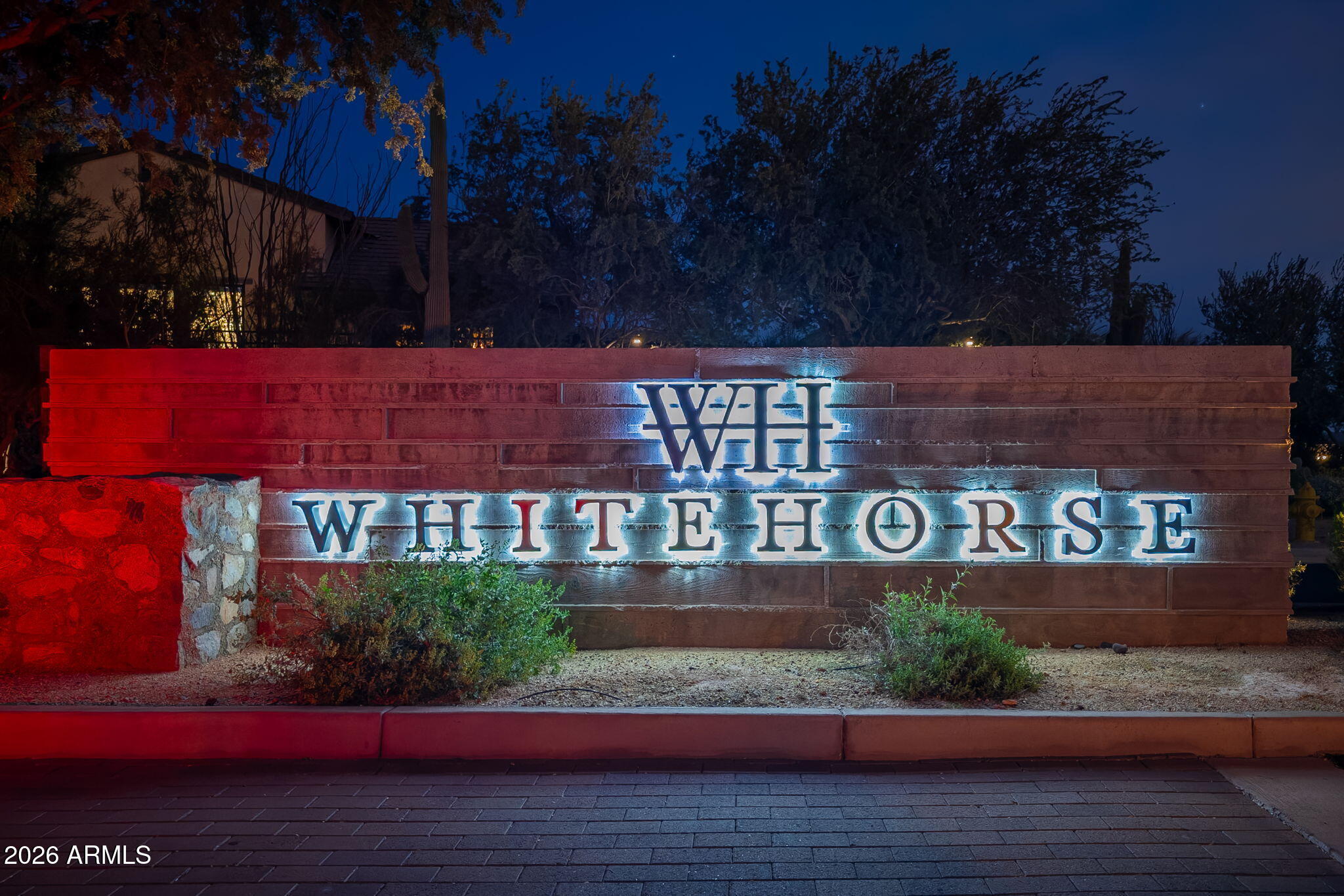 WHITE HORSE - Residential